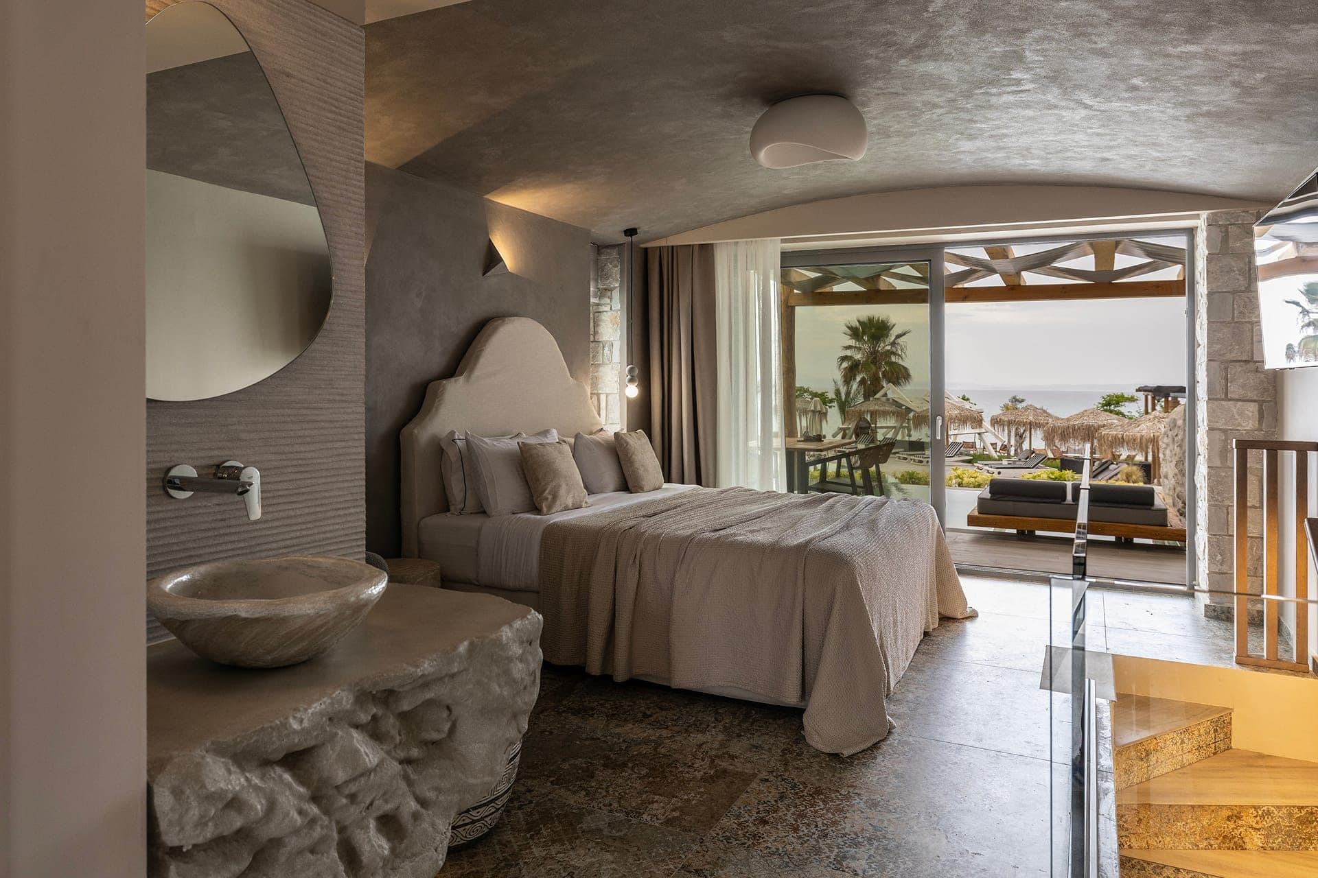 Mayasari King Pool Suite | Sea View - 4