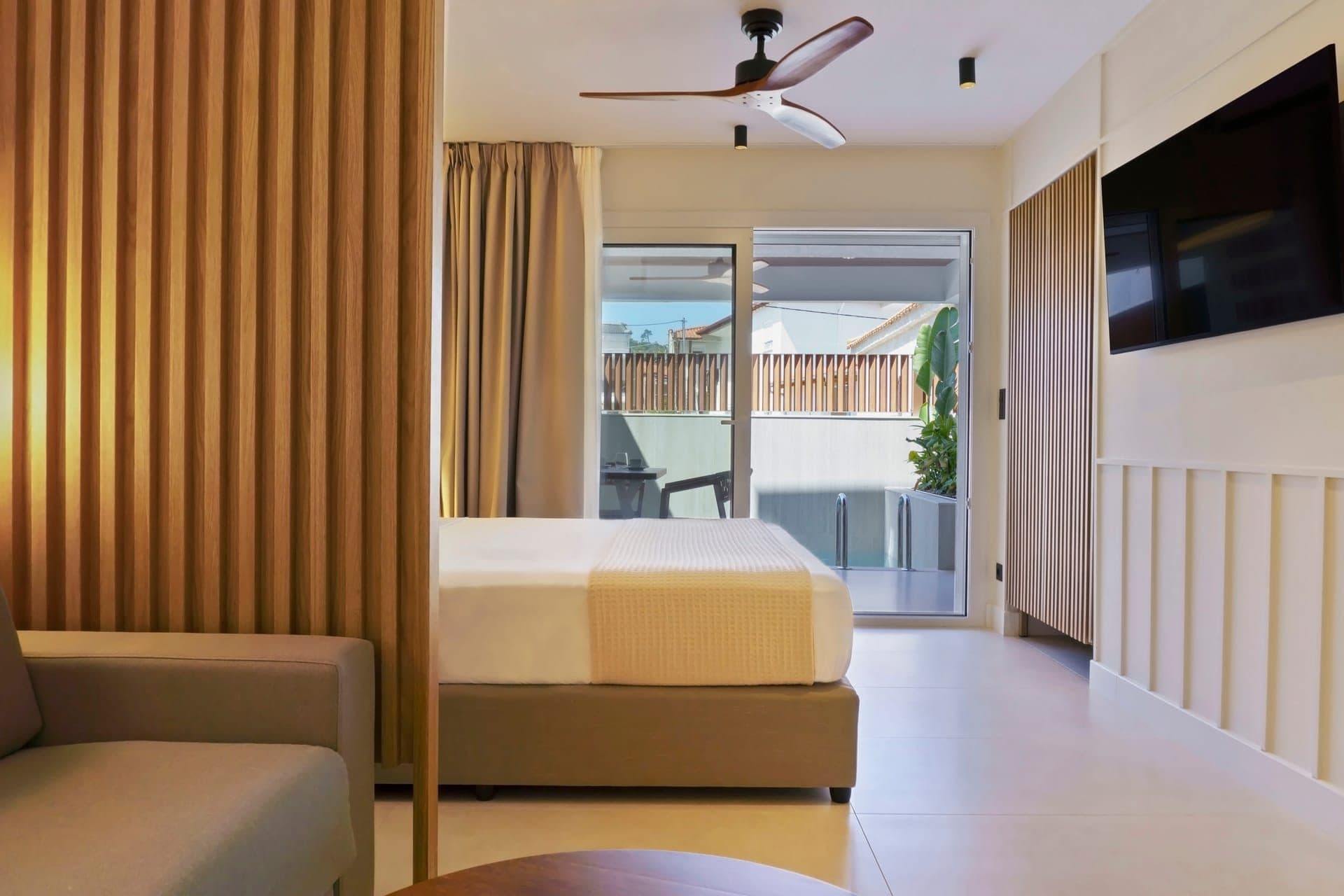 Junior Suite with Private Pool - 5