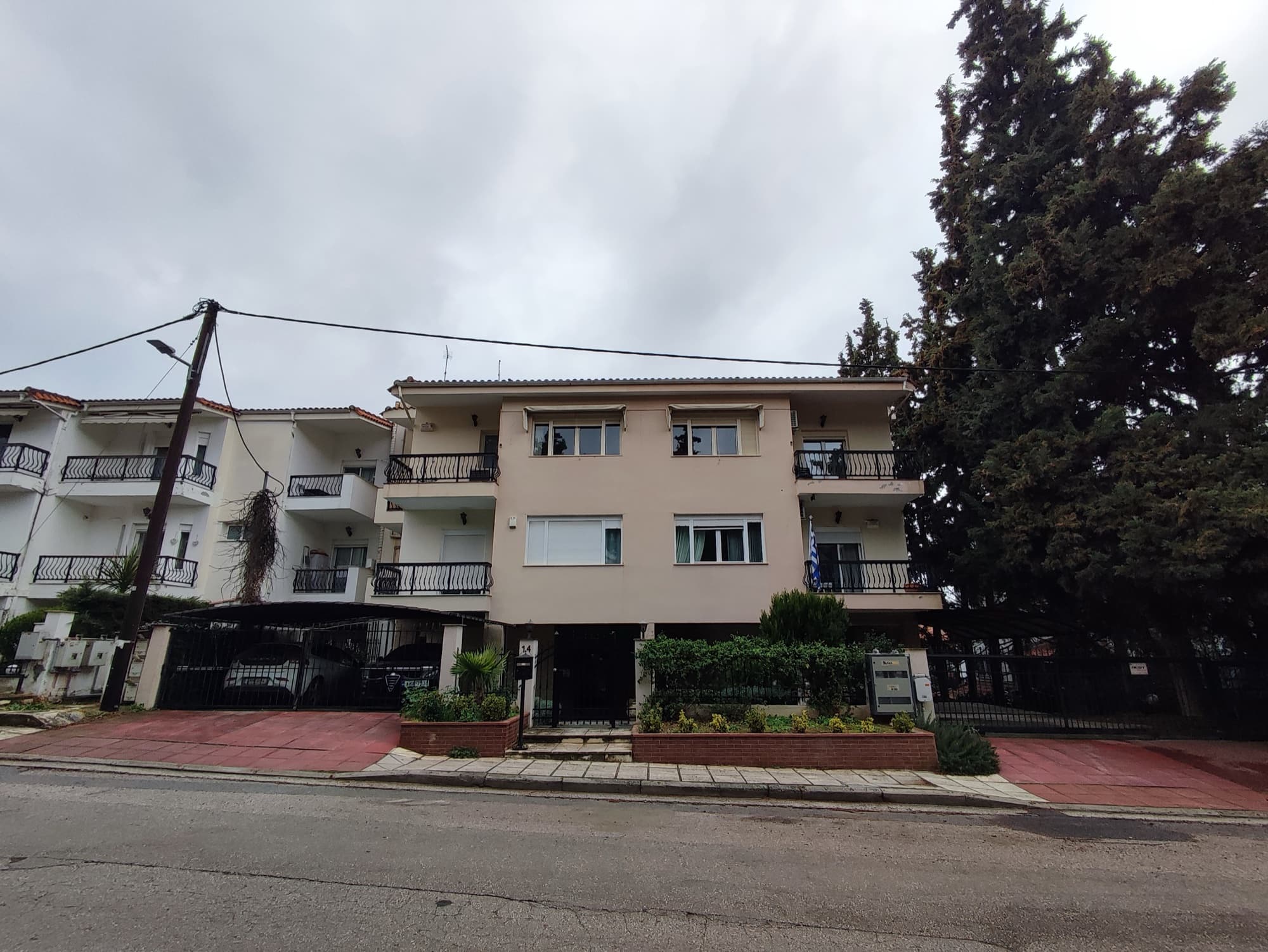 315 m² Four-Bedroom Apartment with Attic for Sale in Panorama, Thessaloniki