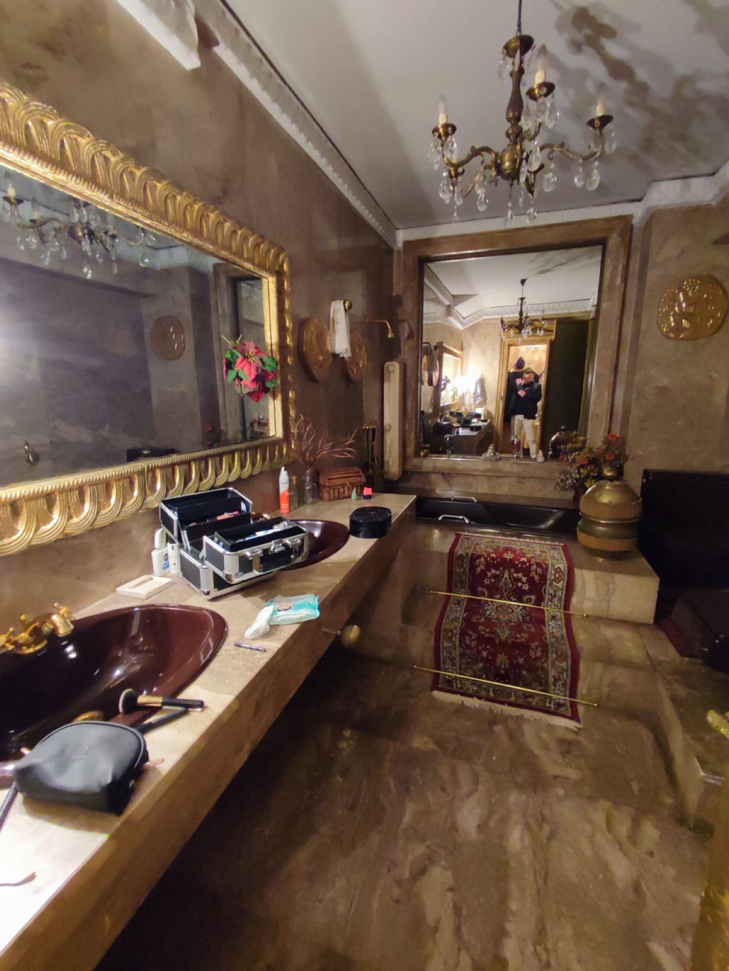 Four-Bedroom 300 m² Apartment for Sale in Analipsi, Thessaloniki - 5