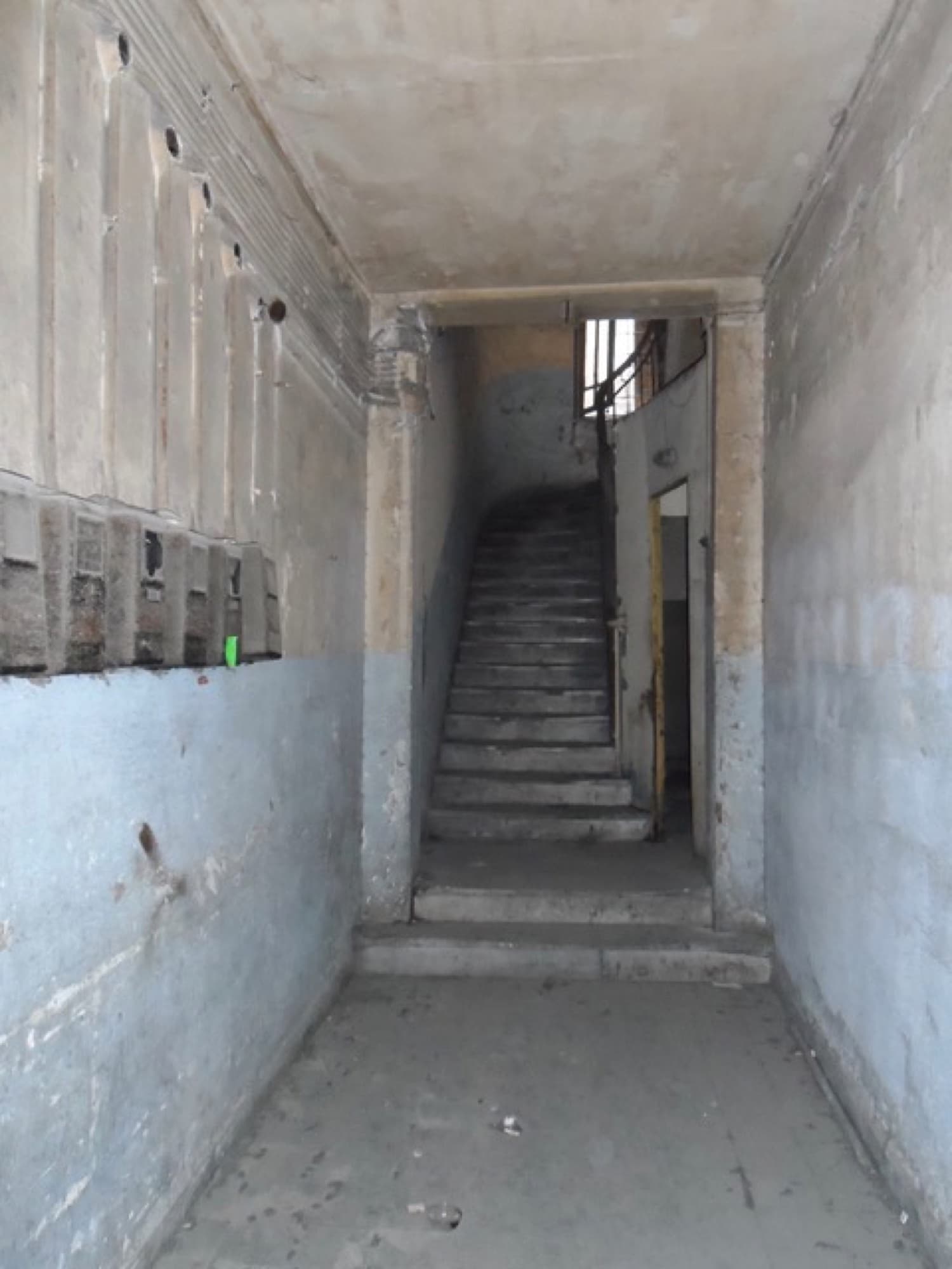 1,410 m² Listed Neoclassical Building for Sale in Central Thessaloniki