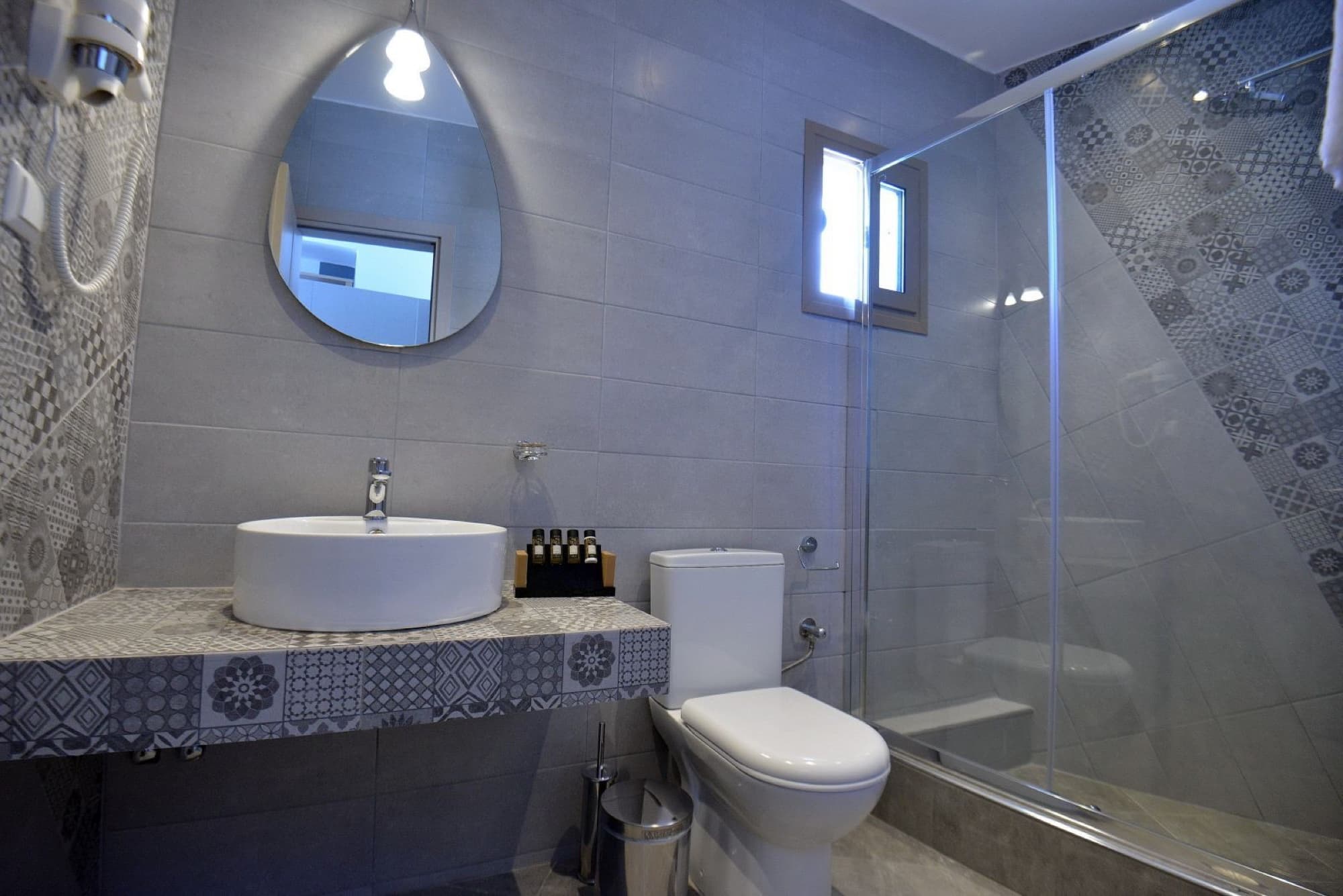 13-Room Sea-View Hotel for Sale in Neos Marmaras, Sithonia - 4