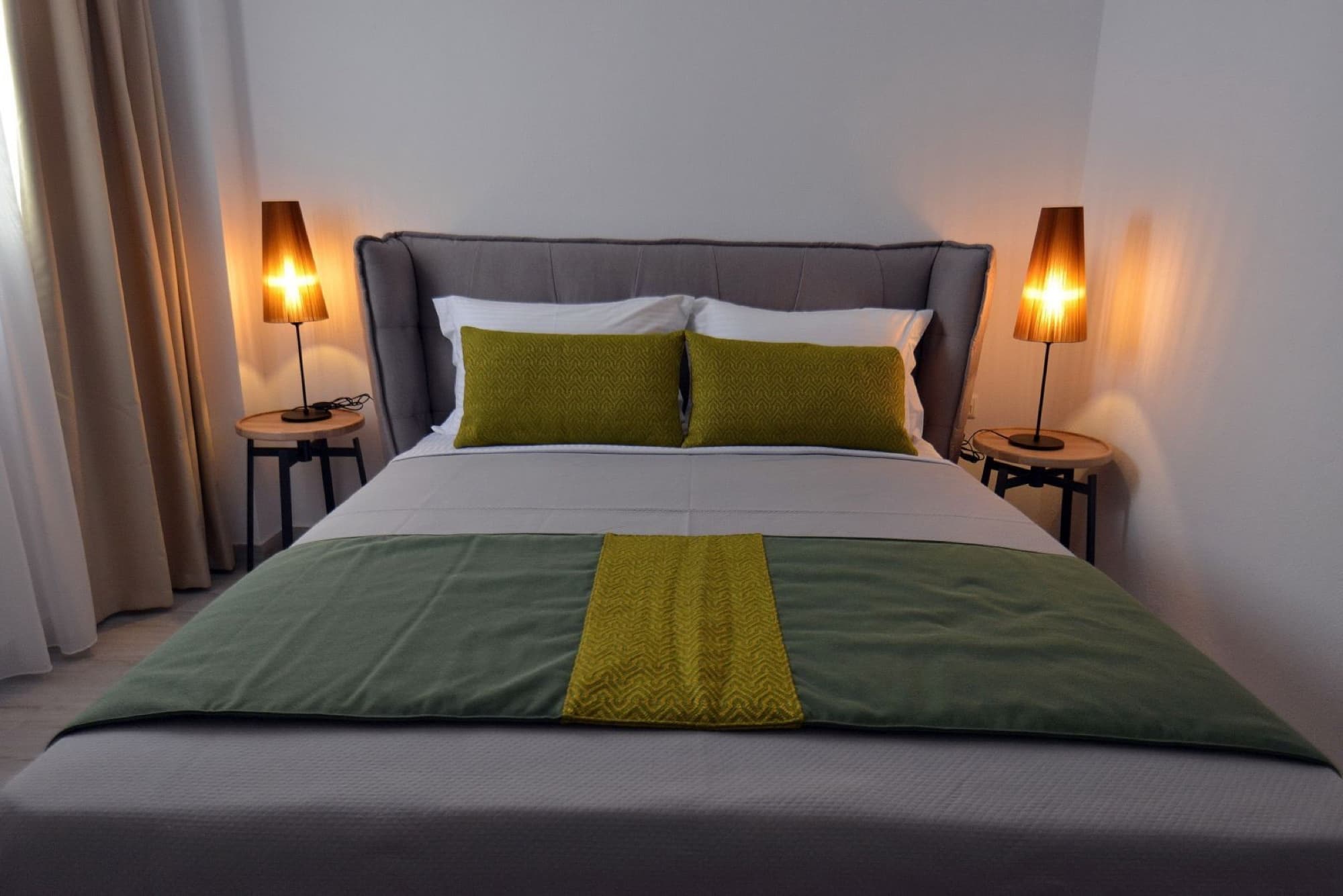 13-Room Sea-View Hotel for Sale in Neos Marmaras, Sithonia - 3