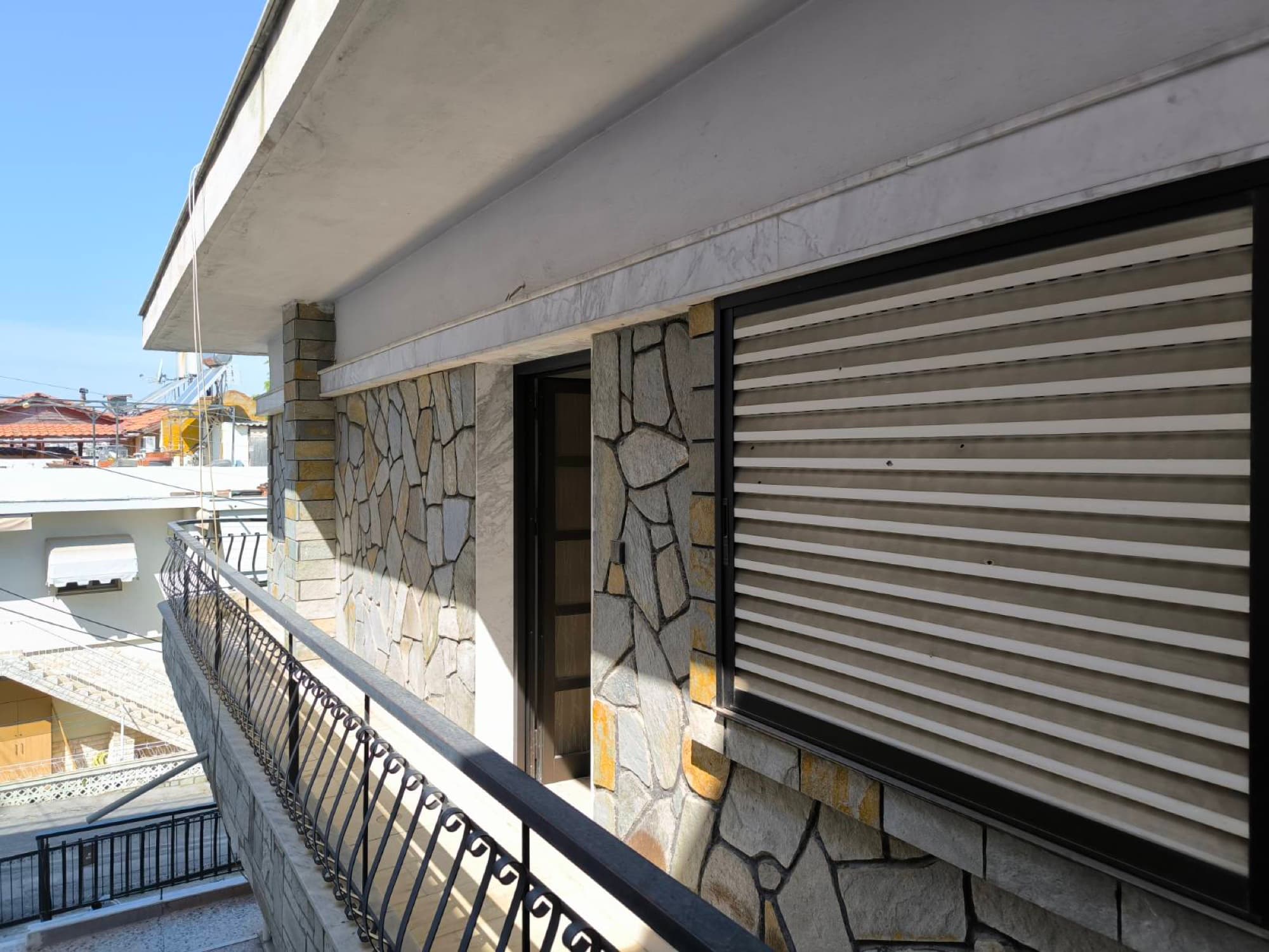 84 m² Two-Bedroom Apartment for Sale in Stavroupoli, Thessaloniki - 5