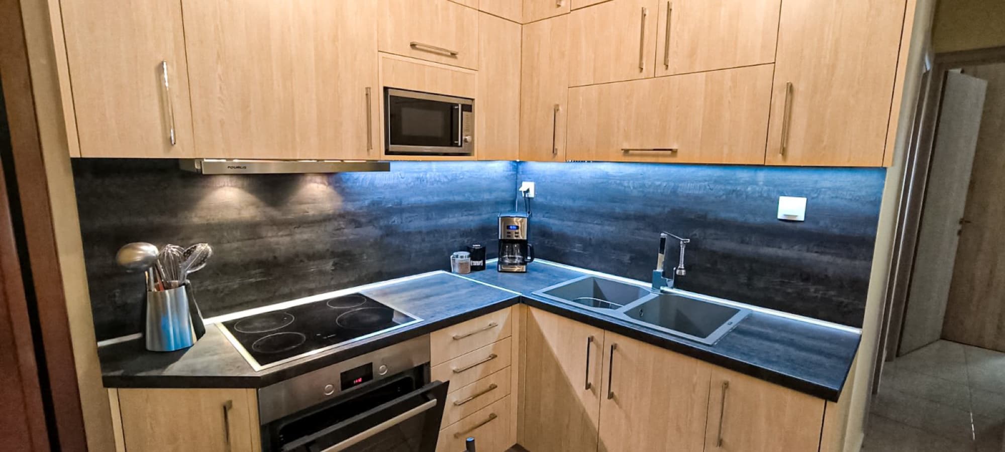 Two-Bedroom Apartment for Sale in Charilaou, Thessaloniki - 4