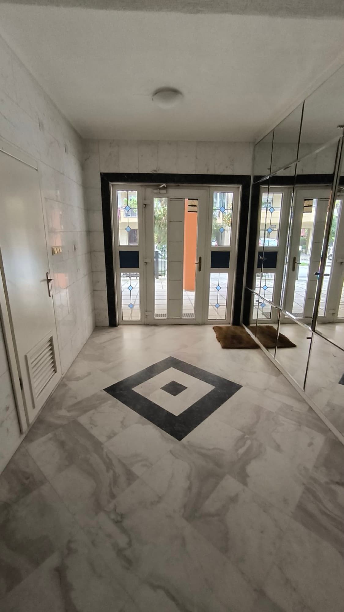 104 m² Three-Bedroom Apartment for Sale in Kalamaria, Thessaloniki