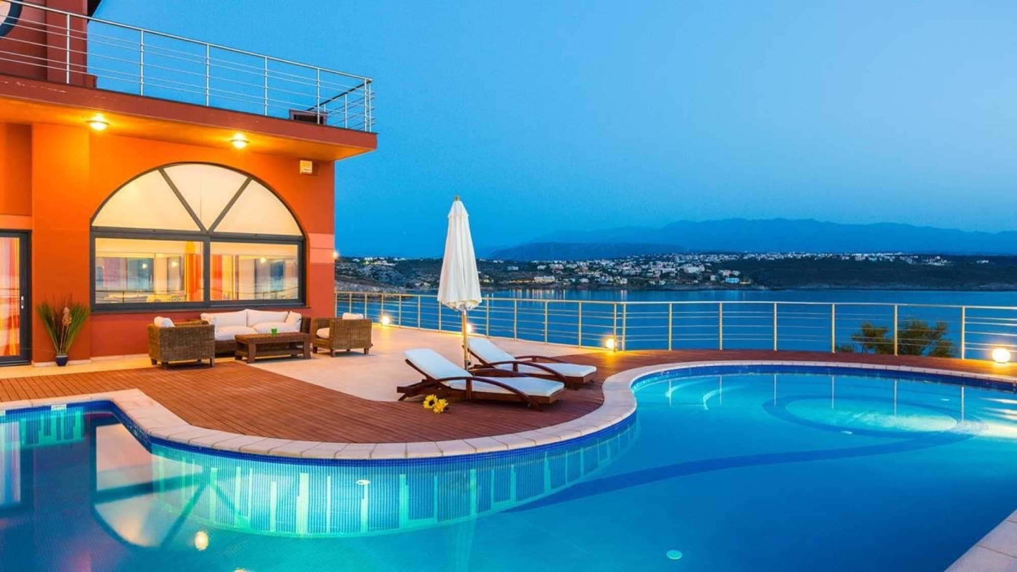640 m² Three-Bedroom Sea-View Villa for Sale in Chania, Crete - 5