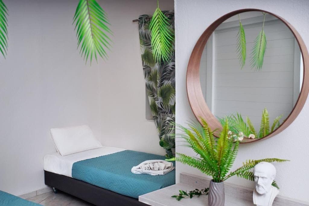 Standard Quadruple Room with Sea View - 2