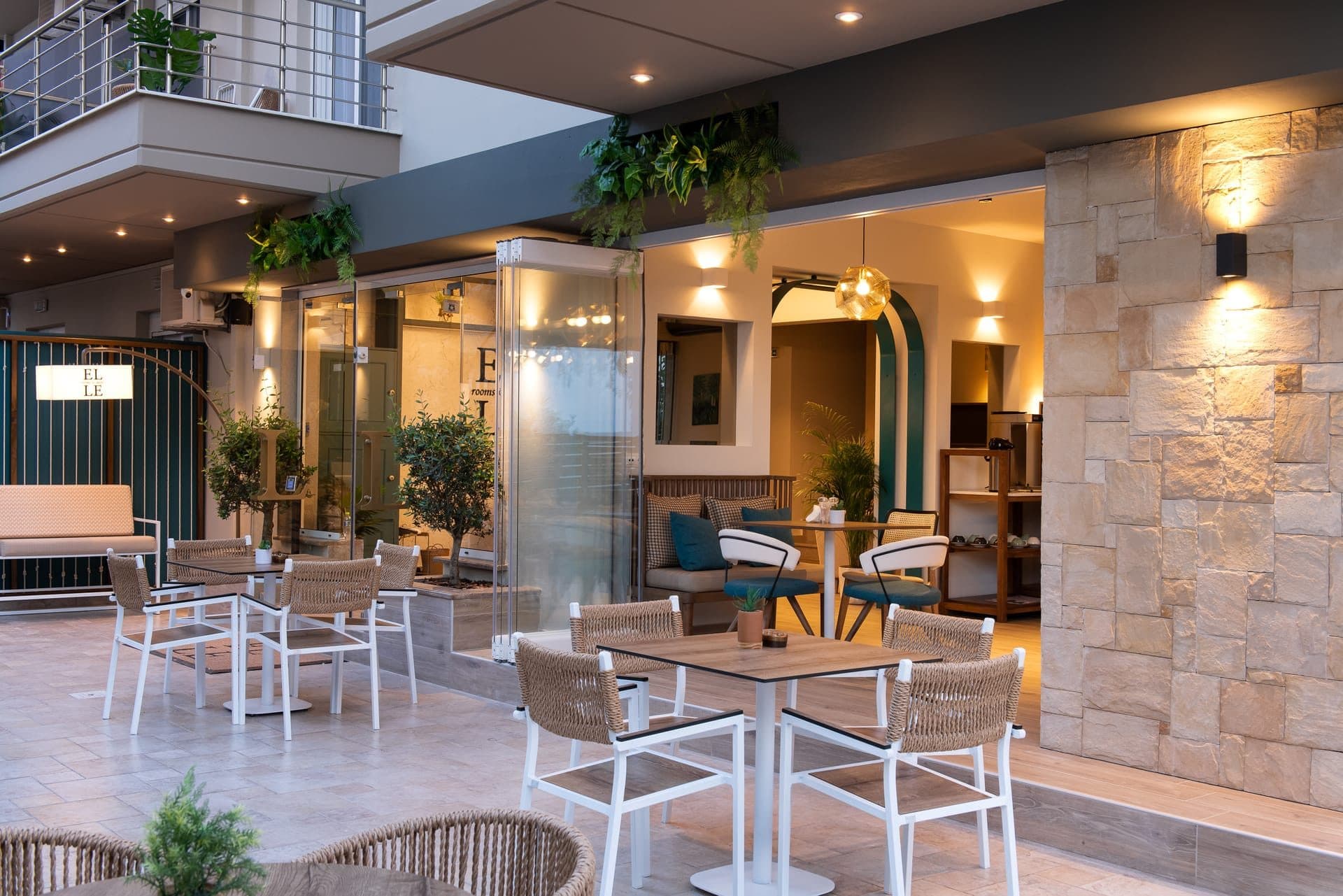 ELLE Rooms & Suites - 5