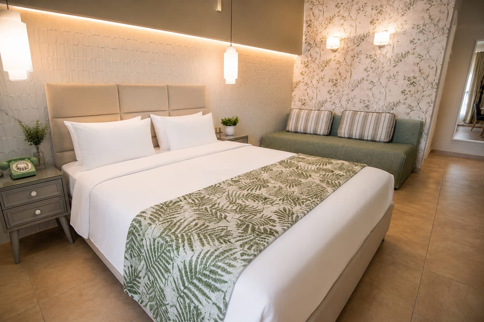 Junior Suite with Jacuzzi Paralia - 2