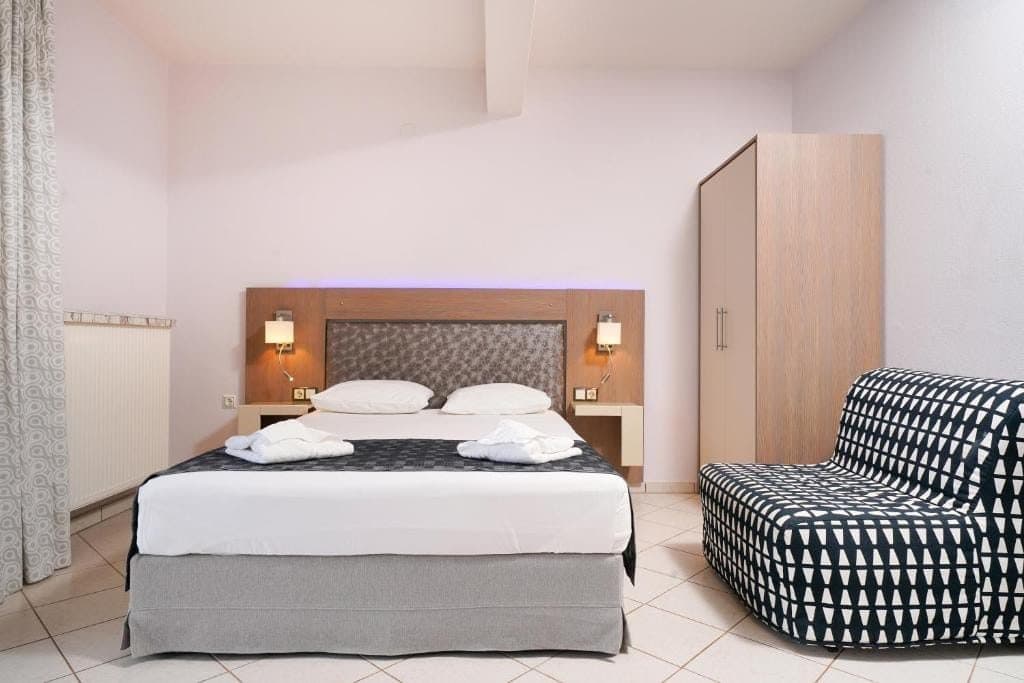 Superior Triple Room with Sea View Chrisi Akti - 3
