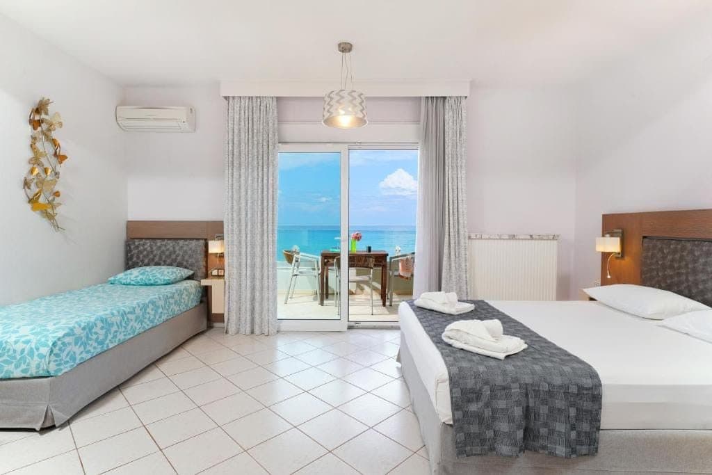 Superior Triple Room with Sea View Chrisi Akti - 2