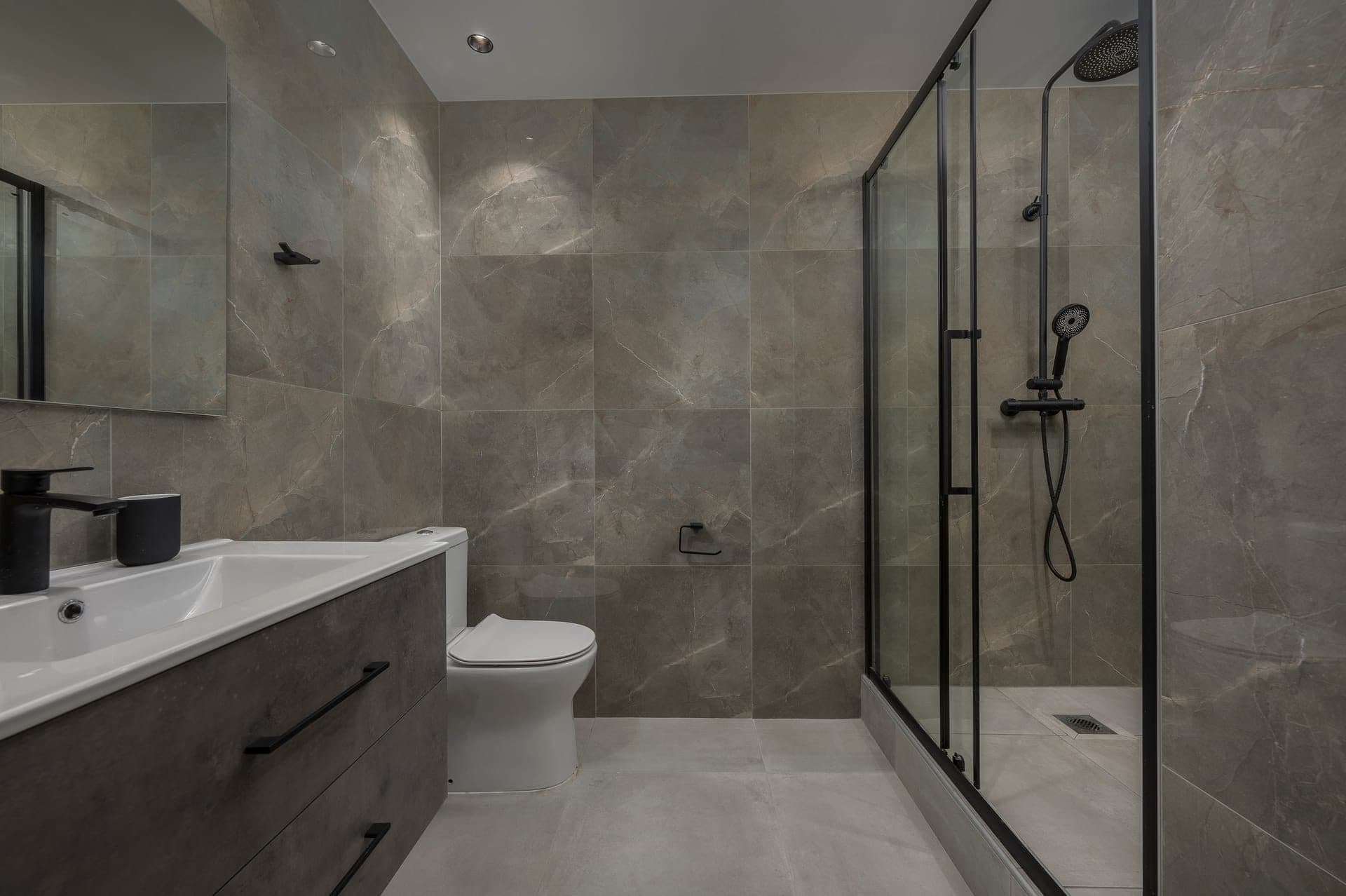 Hebrard Suite - 4