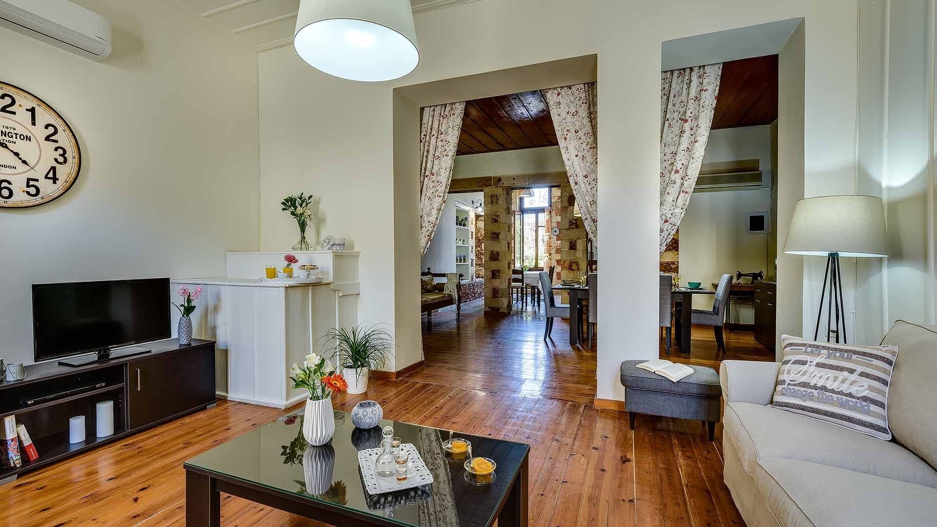 La Casa - 3