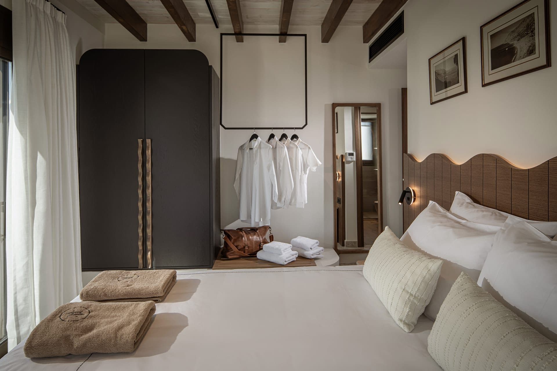 Two Bedroom Villa with Private Pool and Sea View - 4