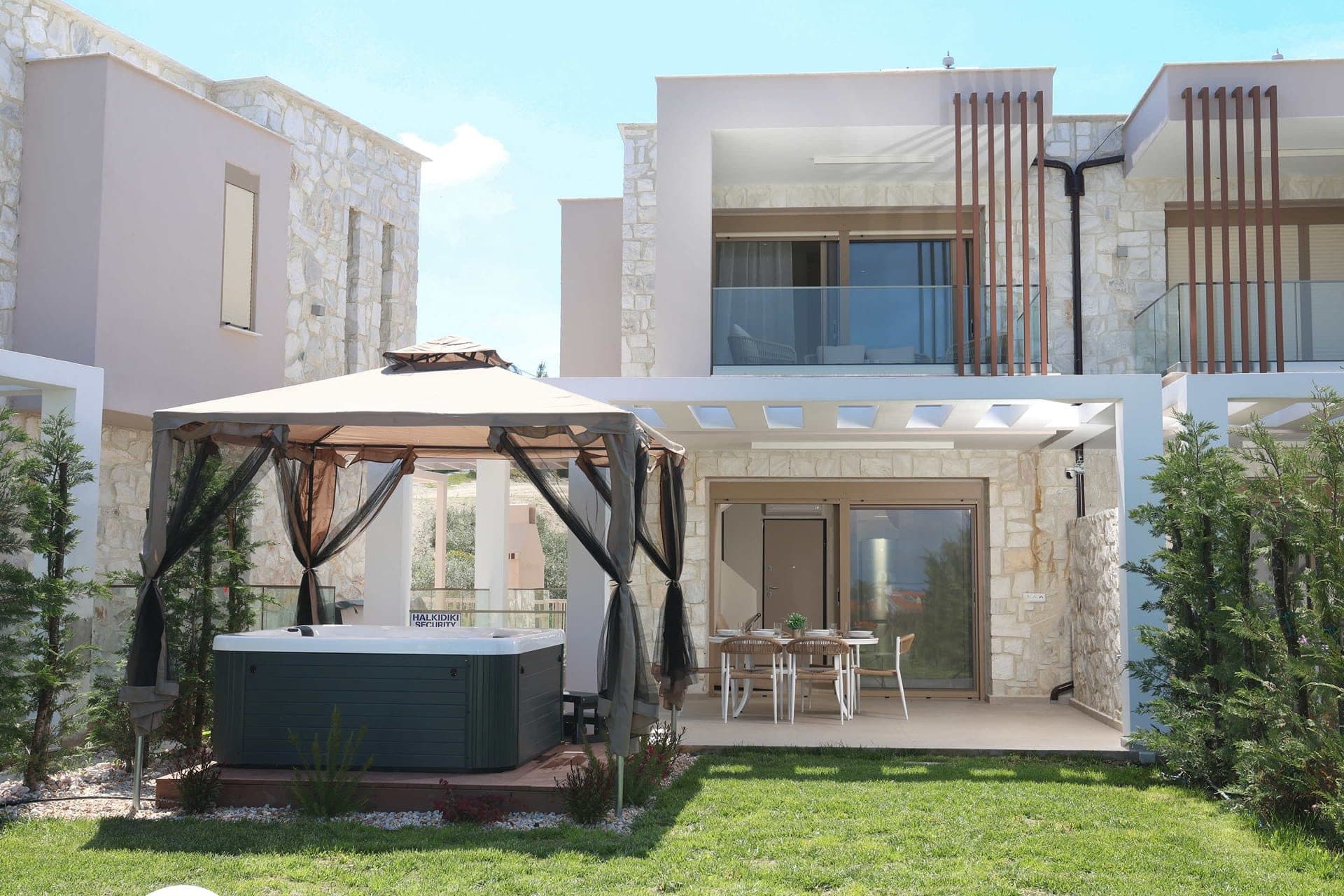 Aquaris Villas