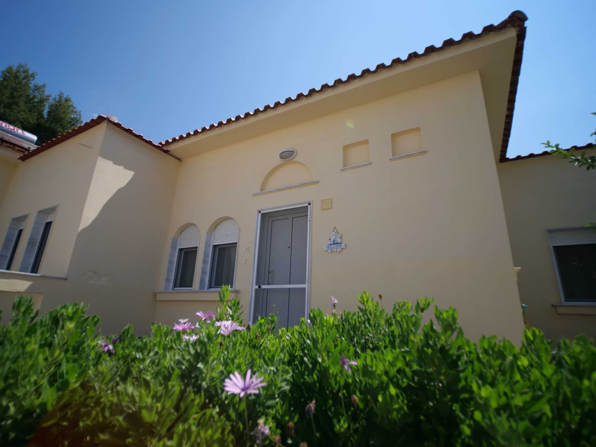 Small Holiday Home First Row - 2