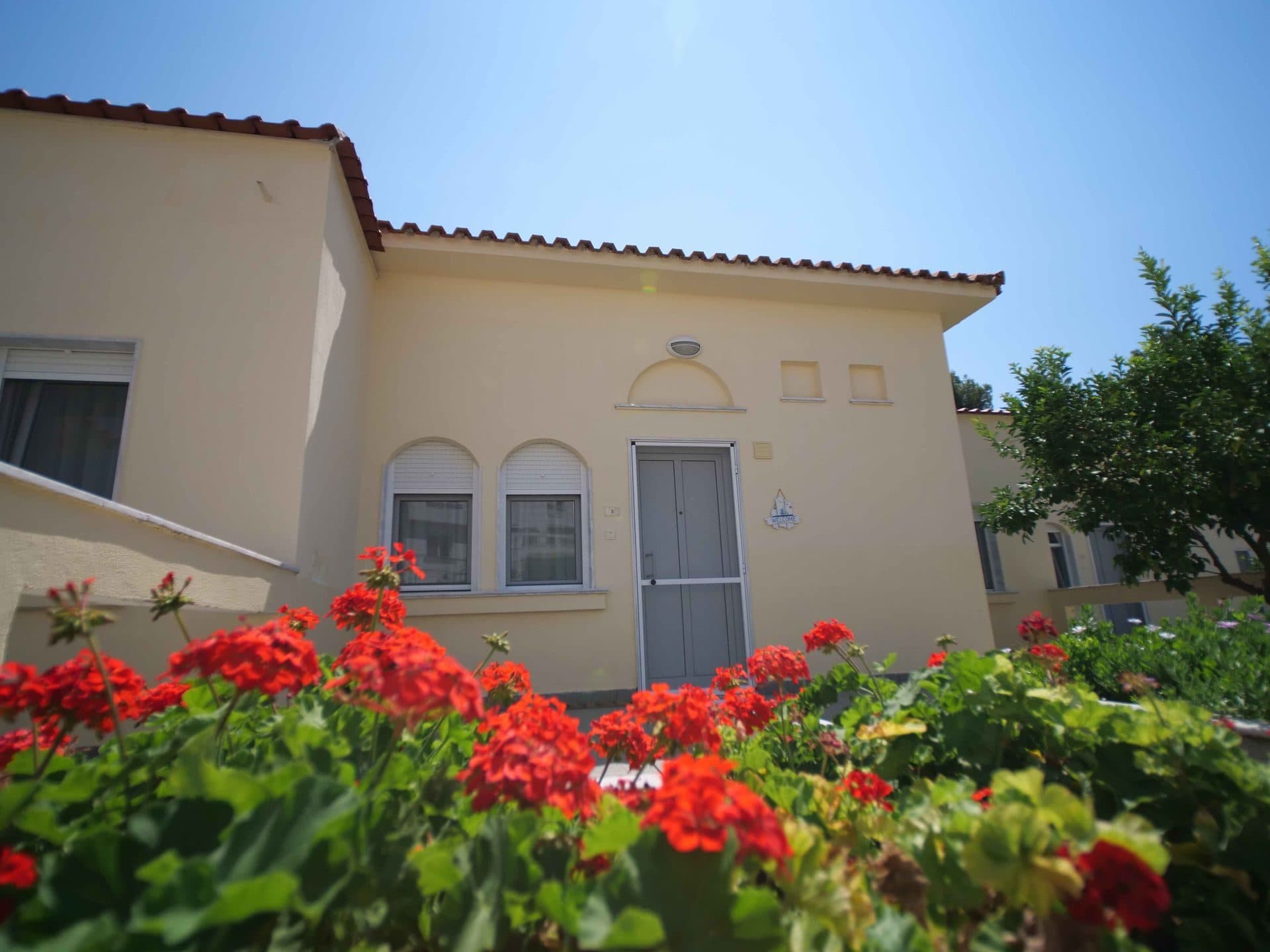 Small Holiday Home First Row