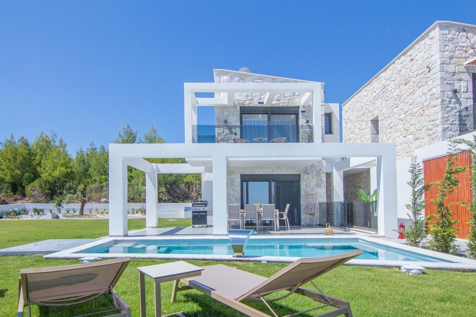 Olea Pearl Villa | Private Heated Pool