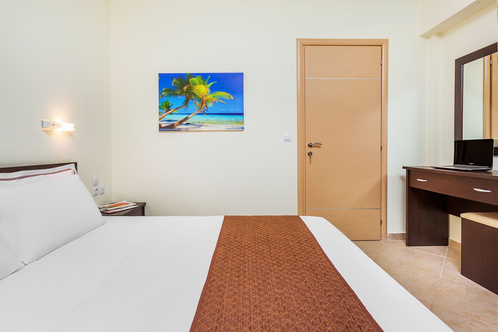 1-Bedroom Suite Garden View - 5