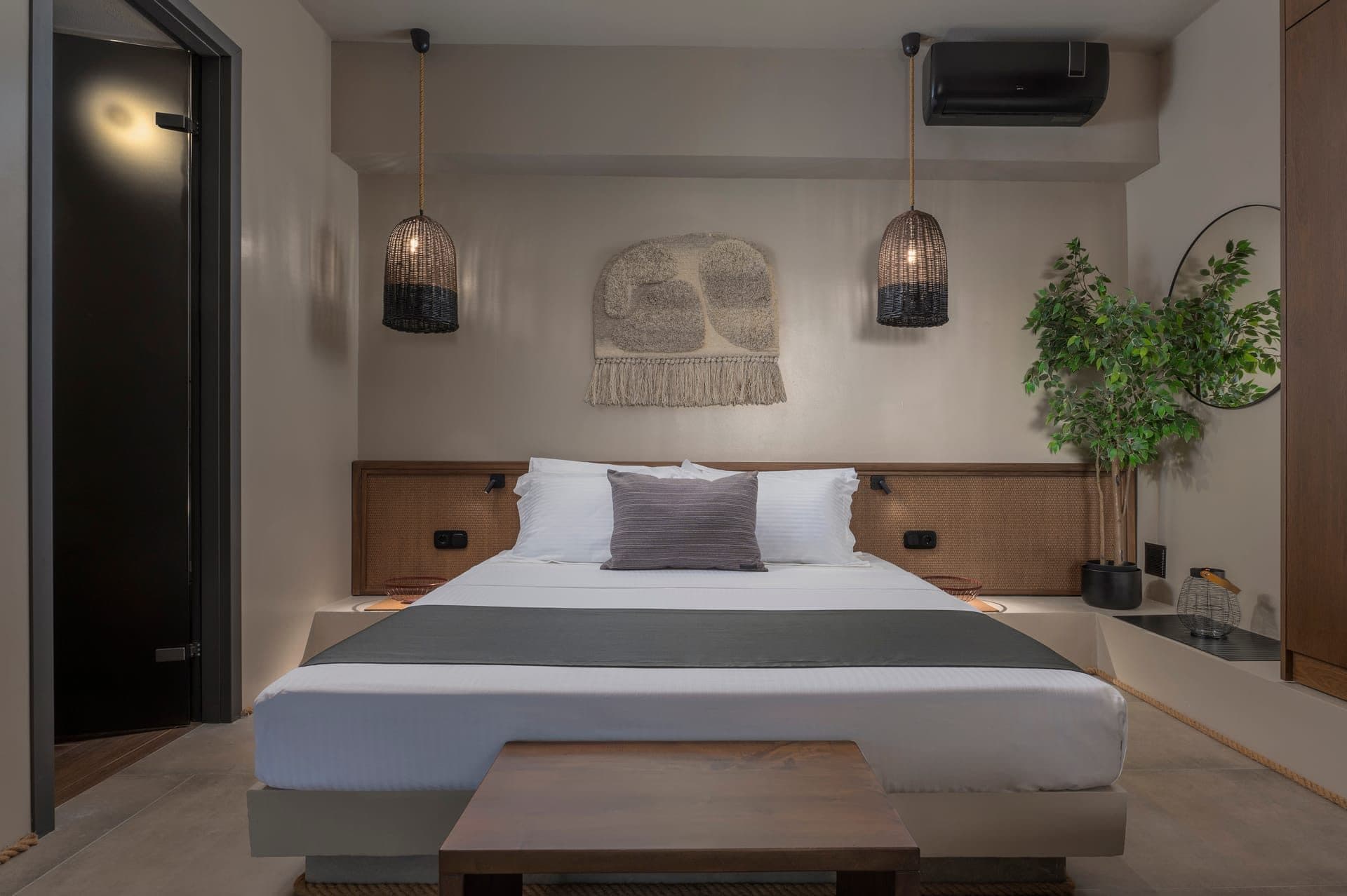 Premium Suite - 2