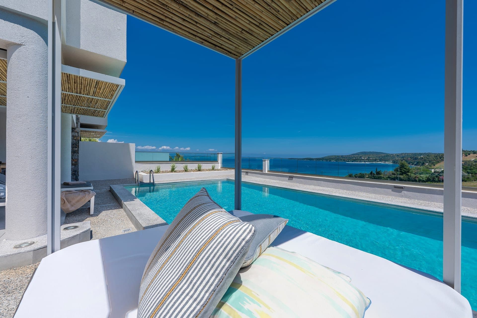 Signature Suite Sea View with Private Pool