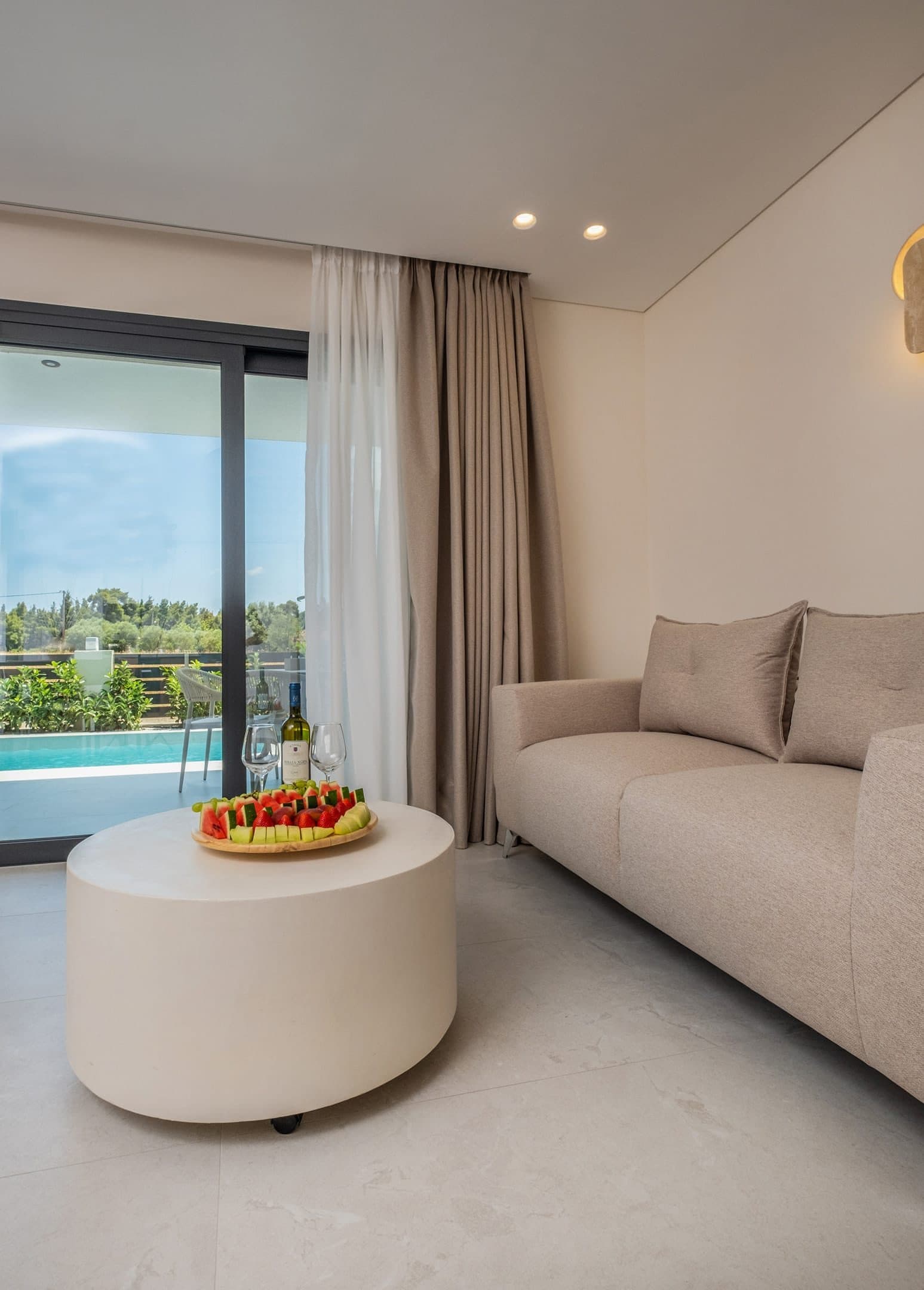 Suite with Private Pool and Partial Sea View - 5