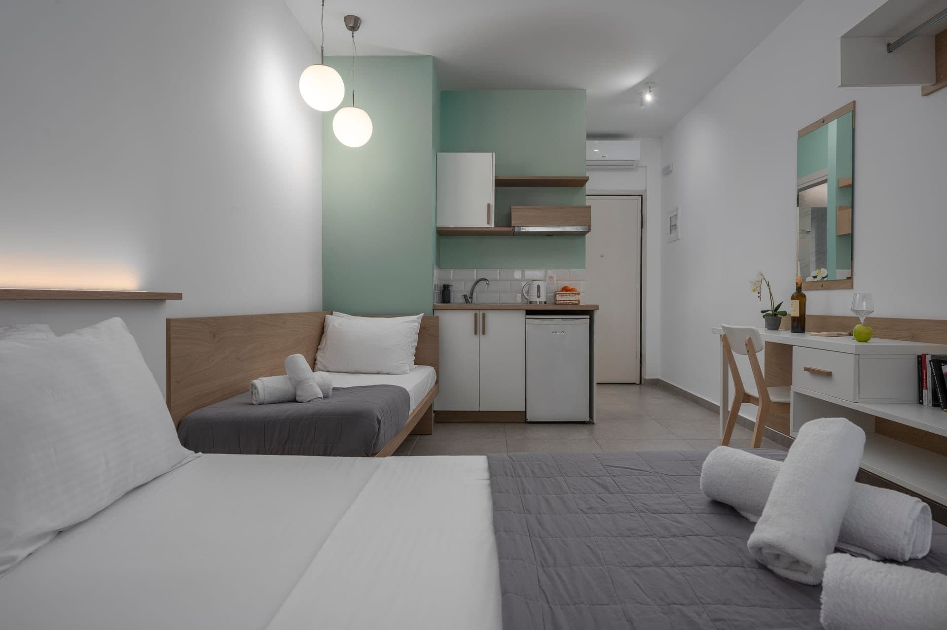 Ground Floor Comfort Room - 2