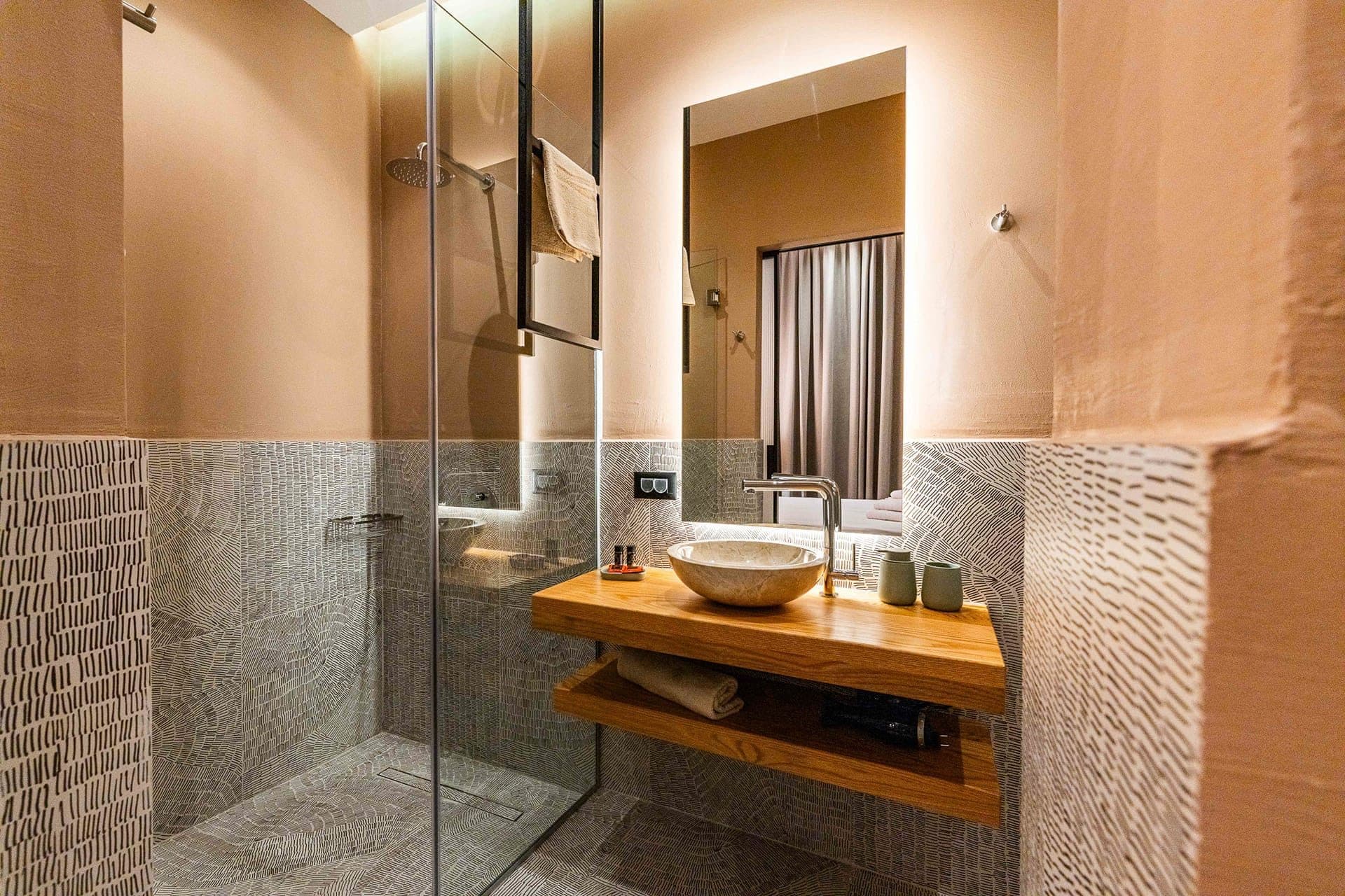 Queen Suite - 4