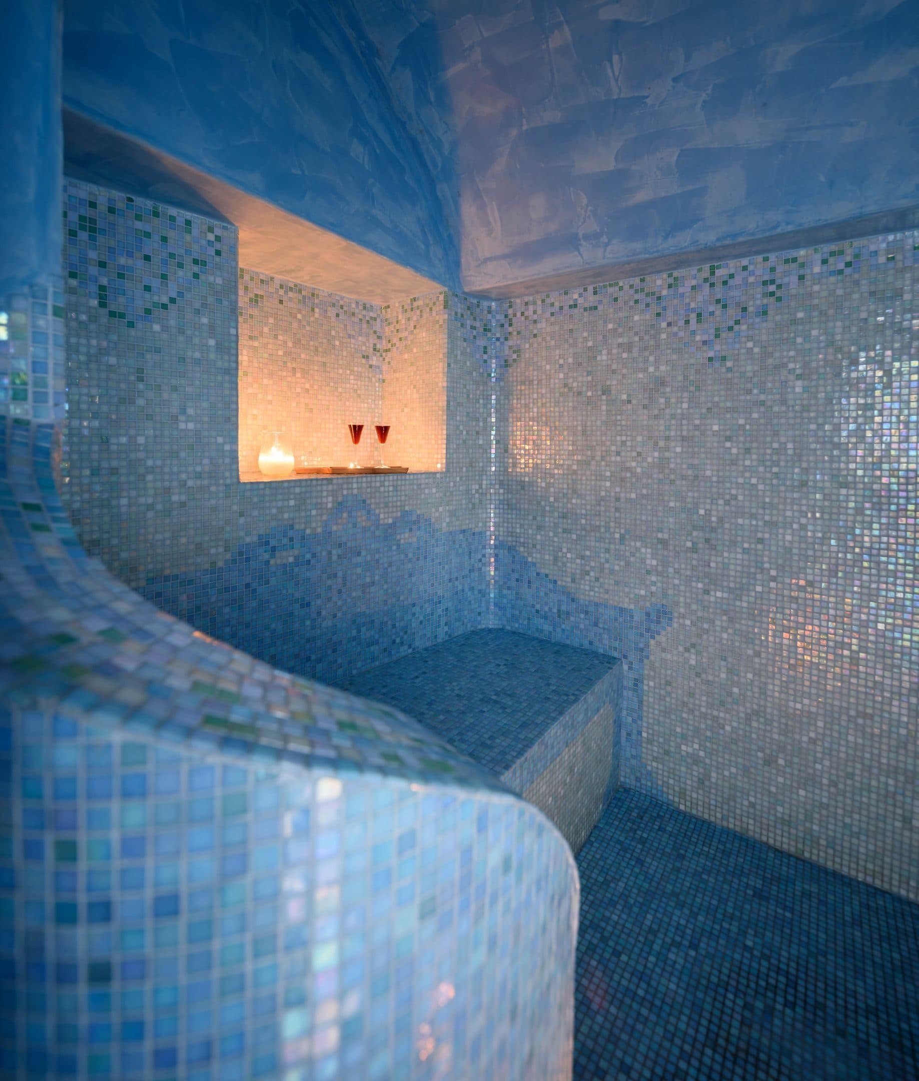 Moonlit | Outdoor Jacuzzi Suite - 4