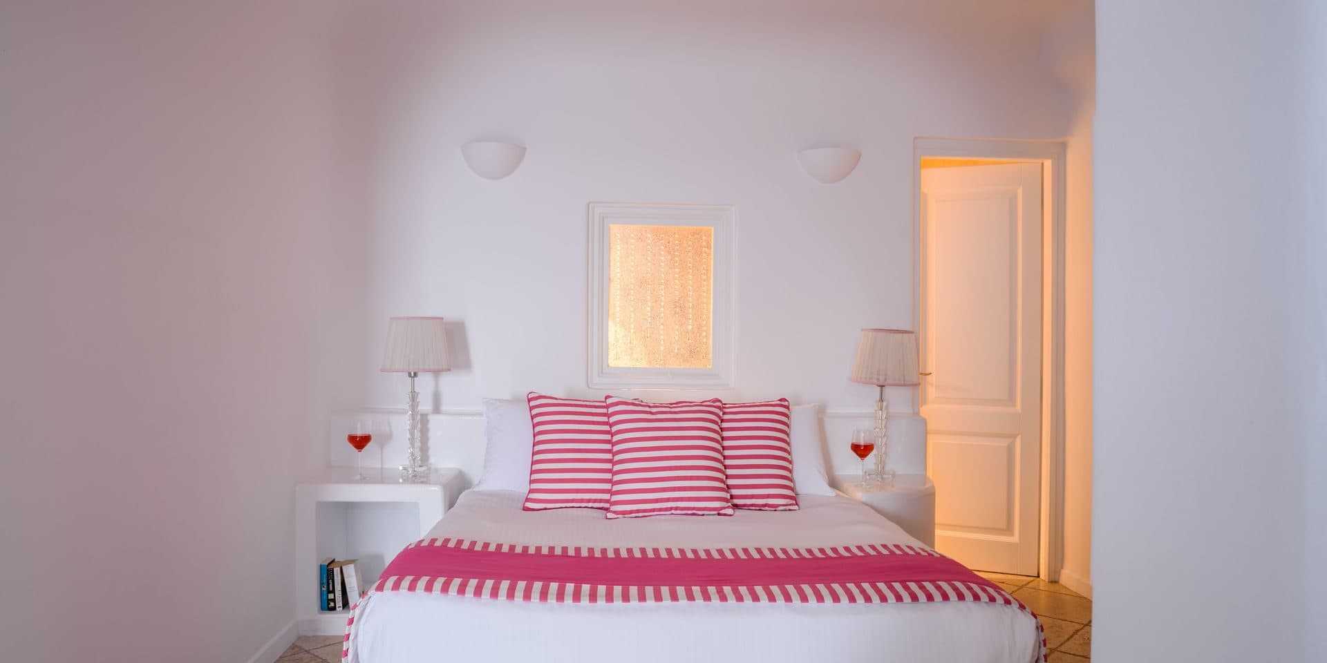 Rose | Outdoor Jacuzzi Suite - 5