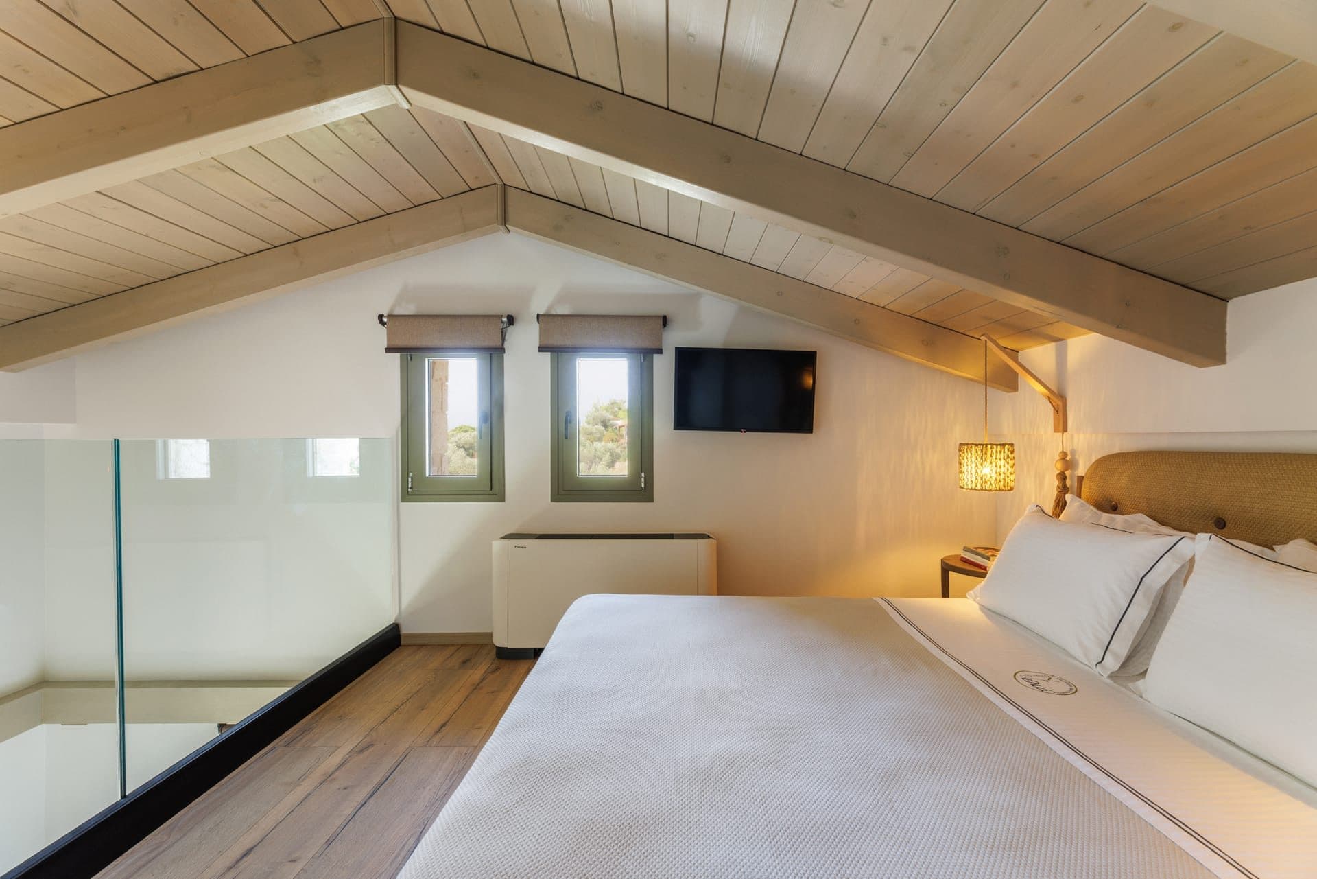 Executive Sea View Suites - 3