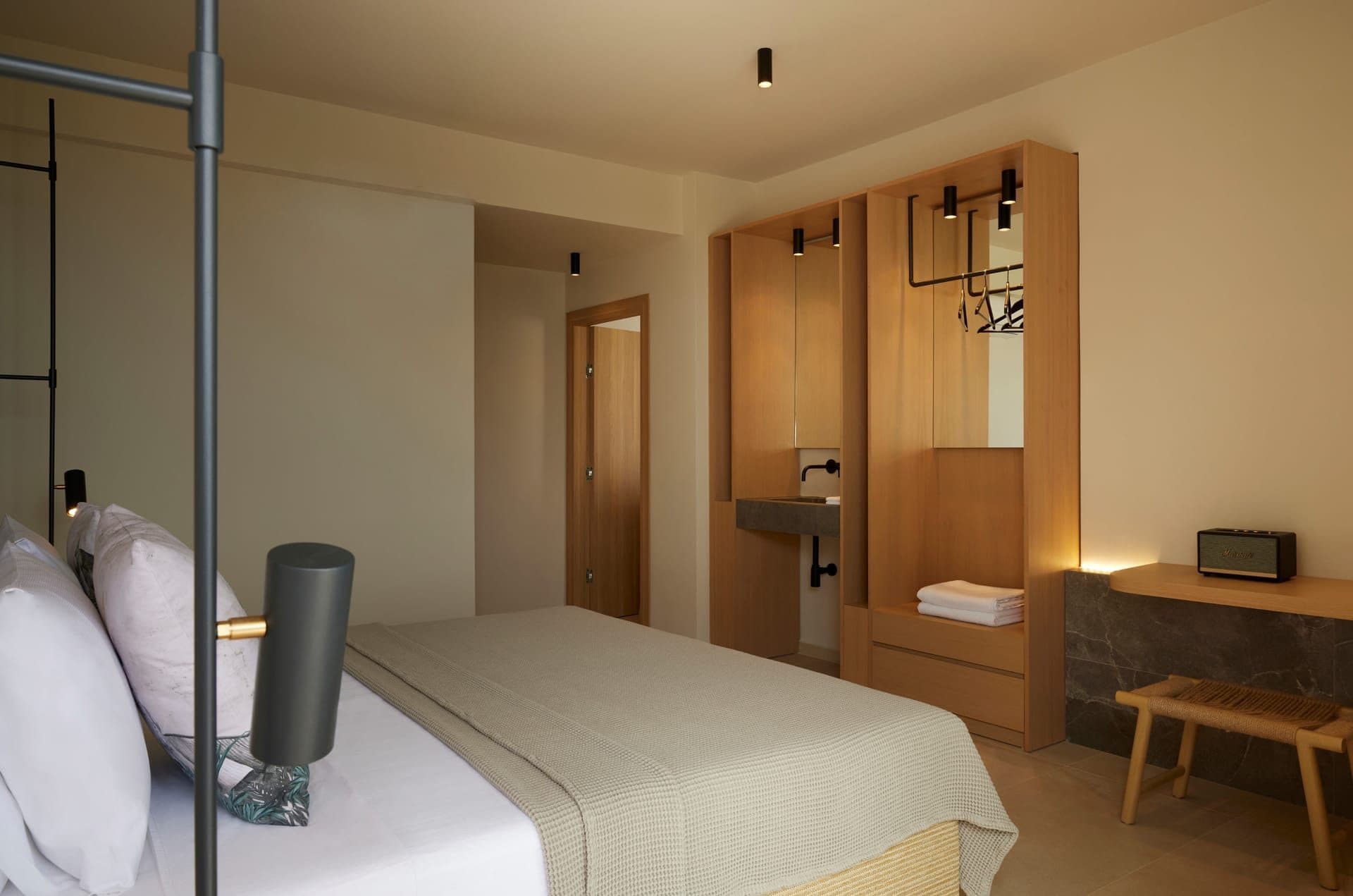 Premium two-bedroom, two-bathroom villa with private heated pool and panoramic sea views. - 5