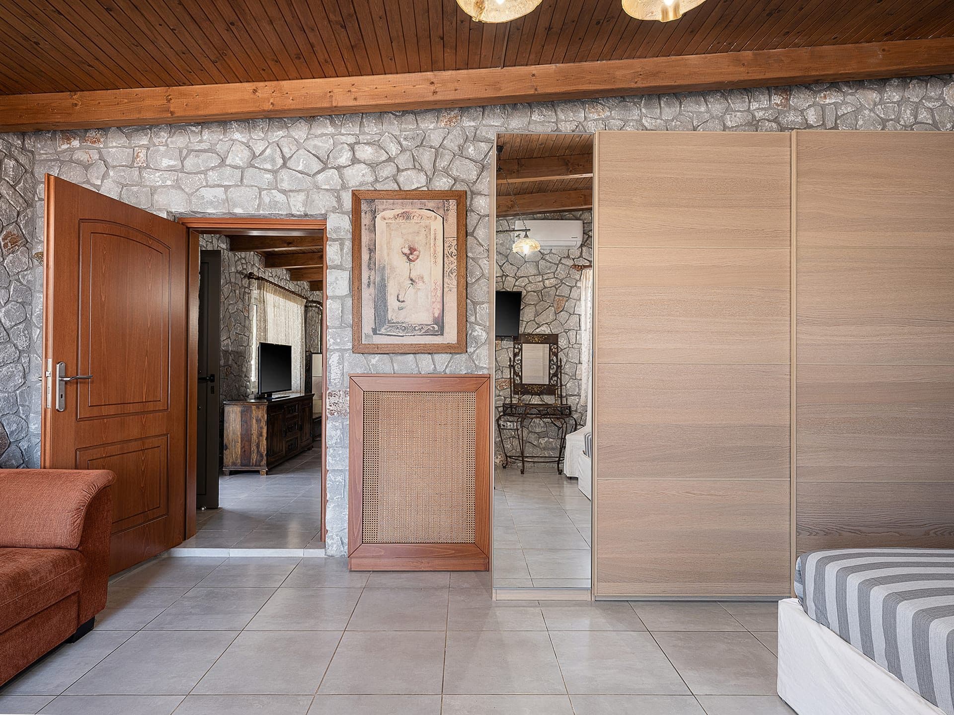 Rustic Chalet - 5