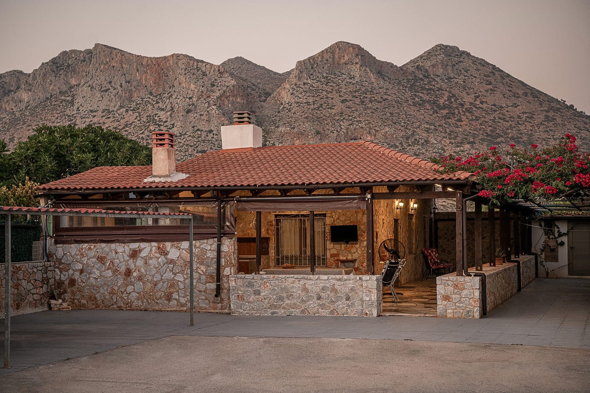 Cottage House - 2