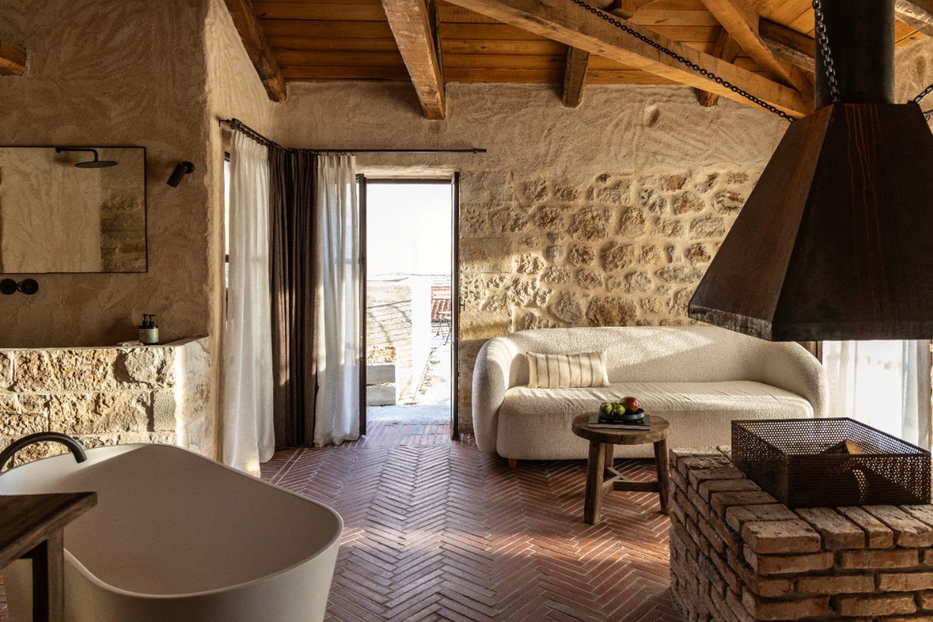 Design Suite with Private Heated Pool (Upper Floor) | 45m2 - 3