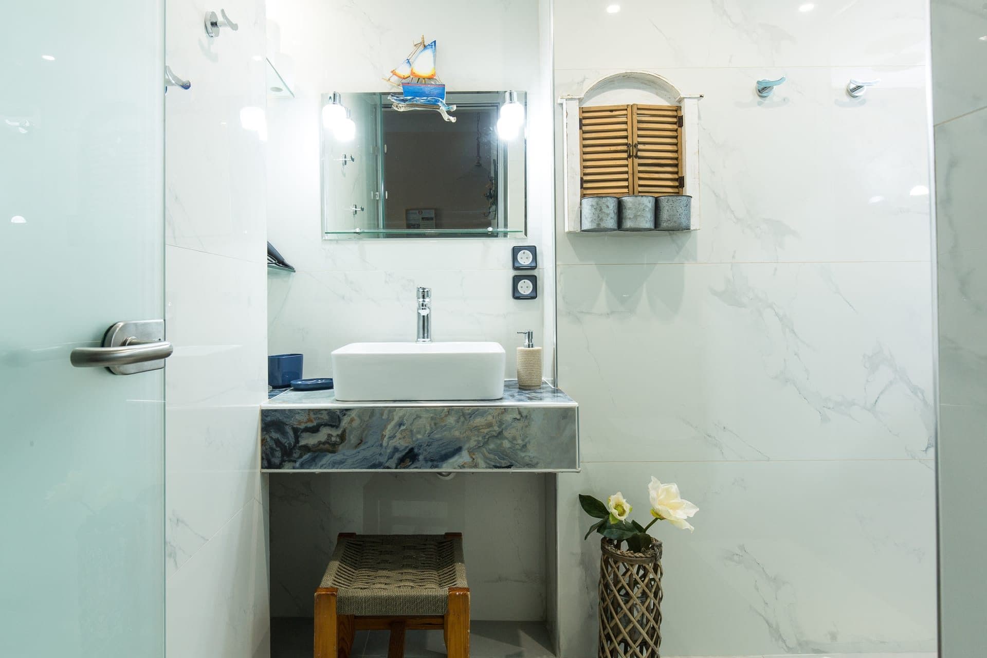1BR Apartment - Private Hydropool - #2 - 4
