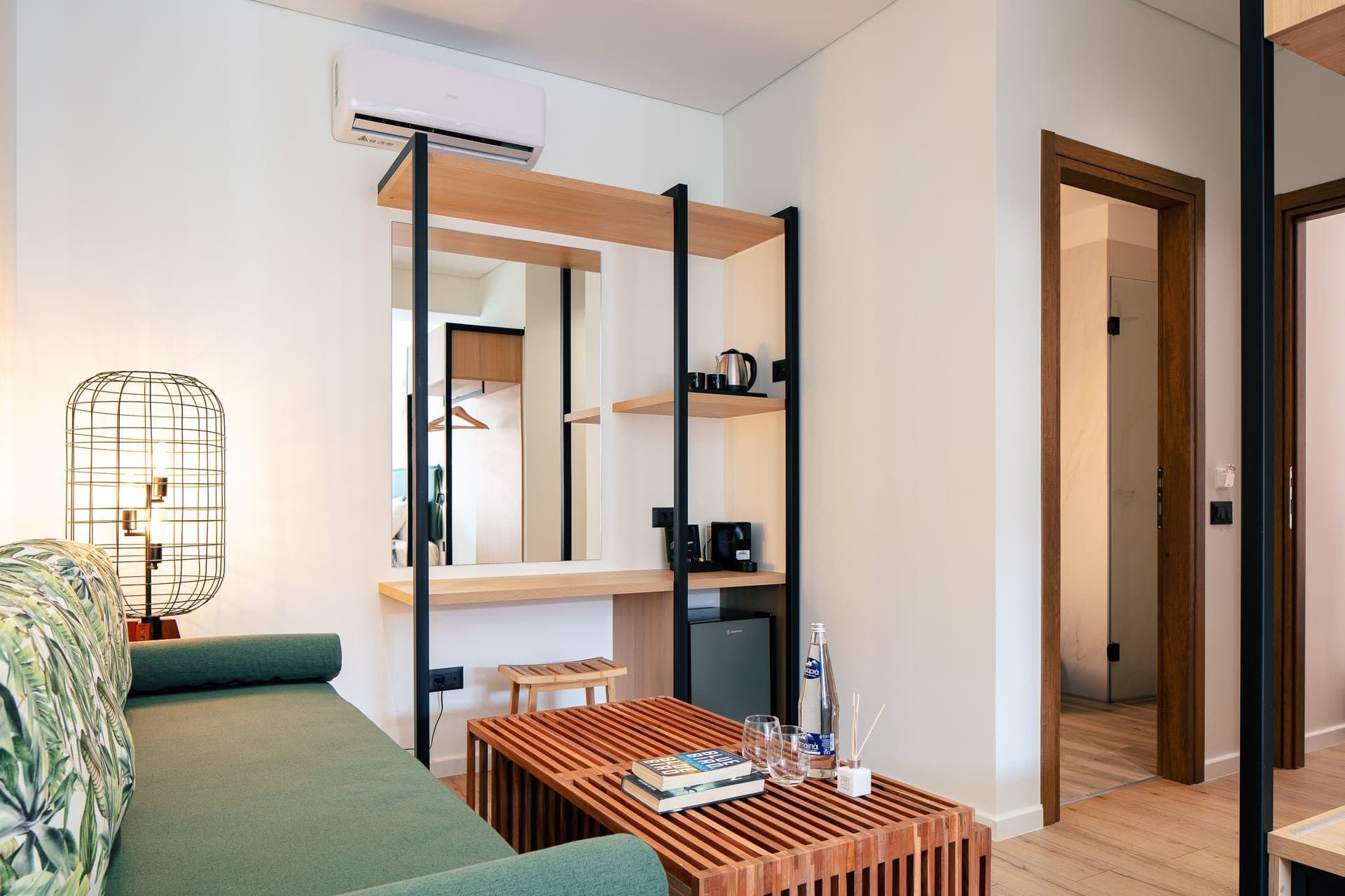 Premium Studio with Old Town View & Open-Plan Bathtub - 3