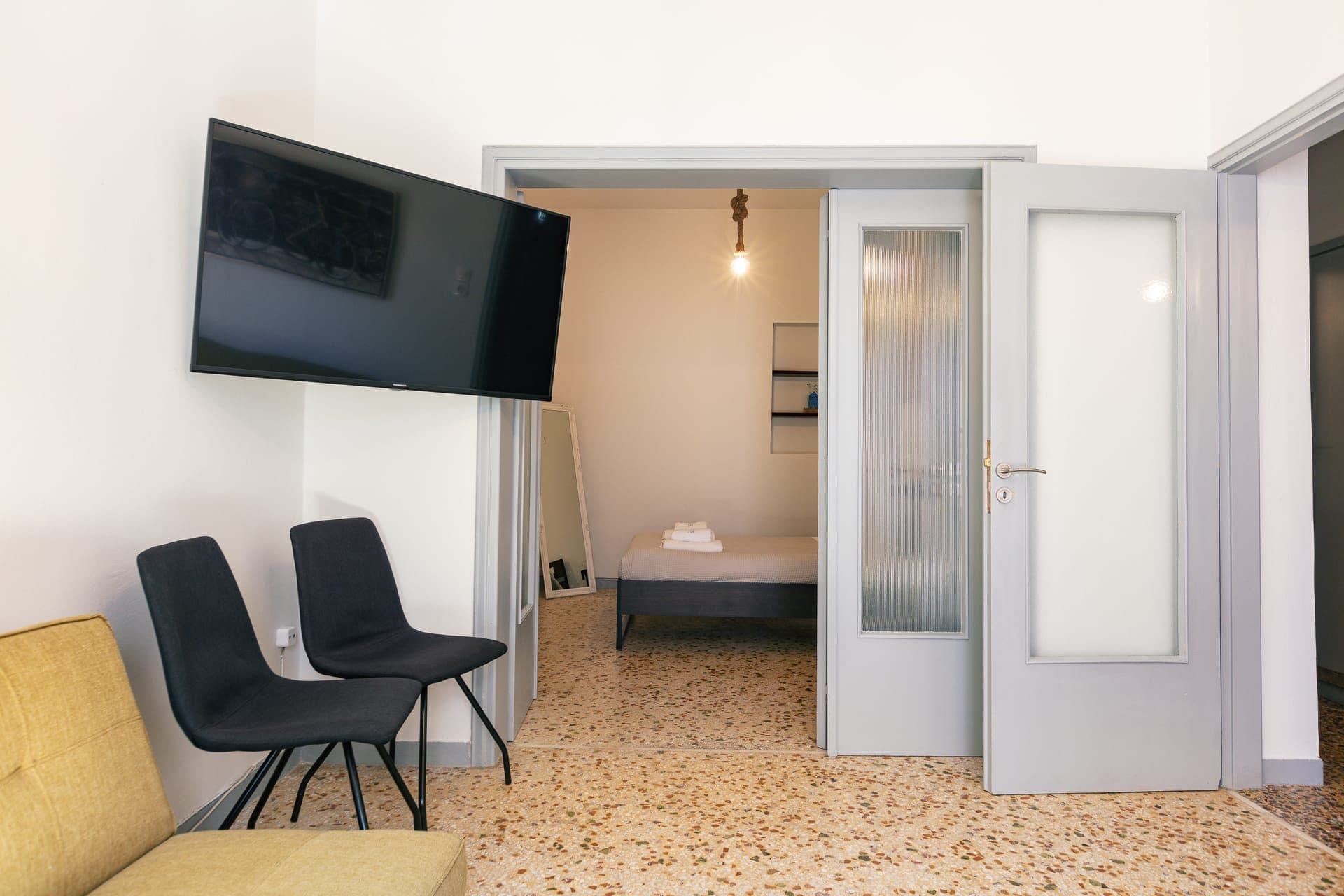 Two-Bedroom Apartment with Old Town View - 5