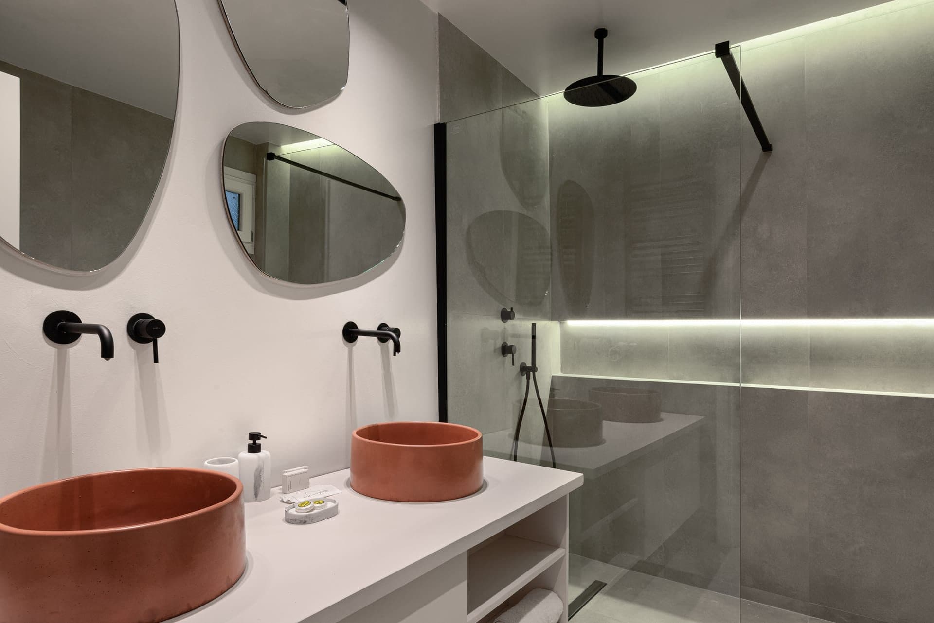 Acropolis White Key Residence - 5