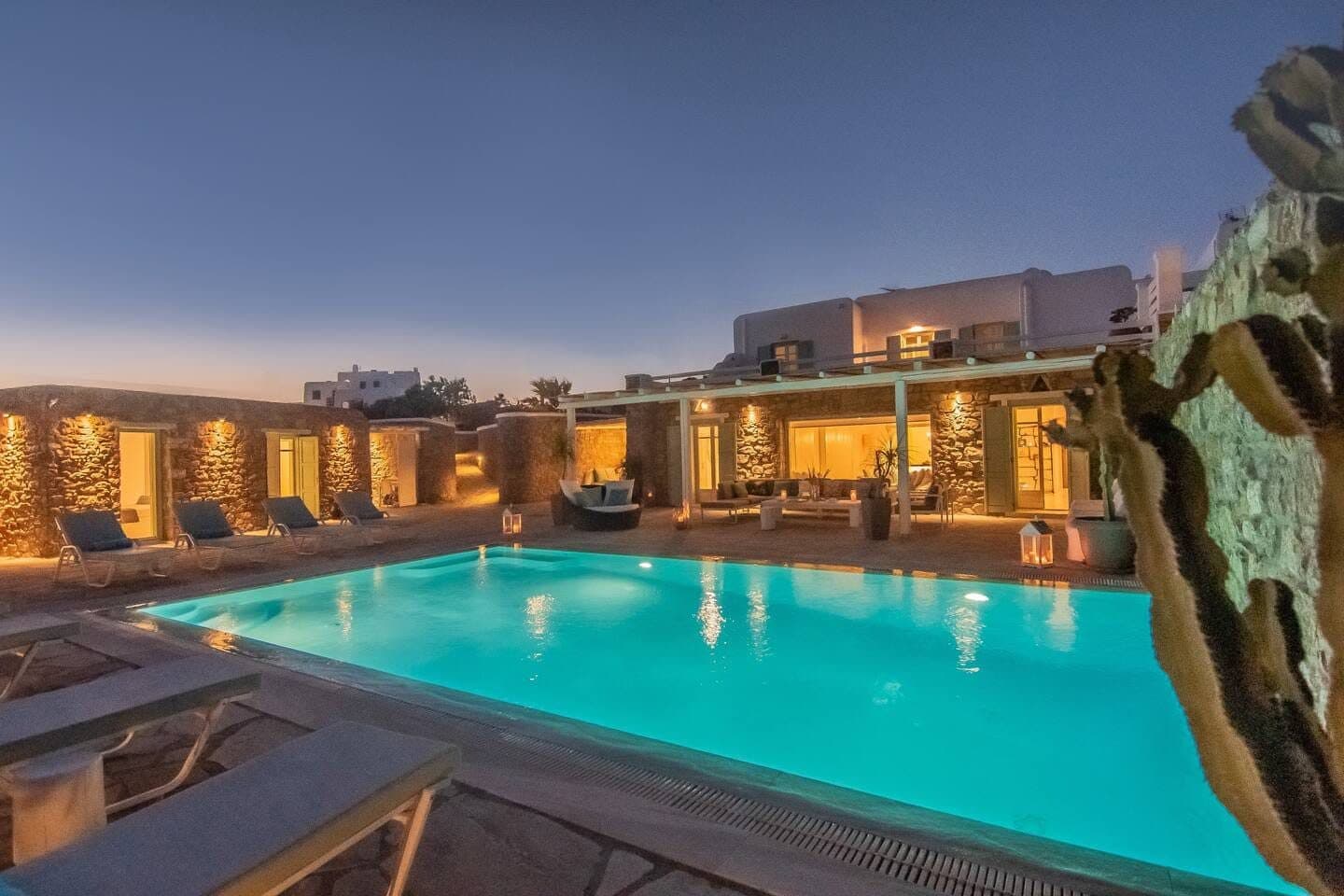 Mando 1 Pool Villa with Sea Views - Five Bedrooms - 5