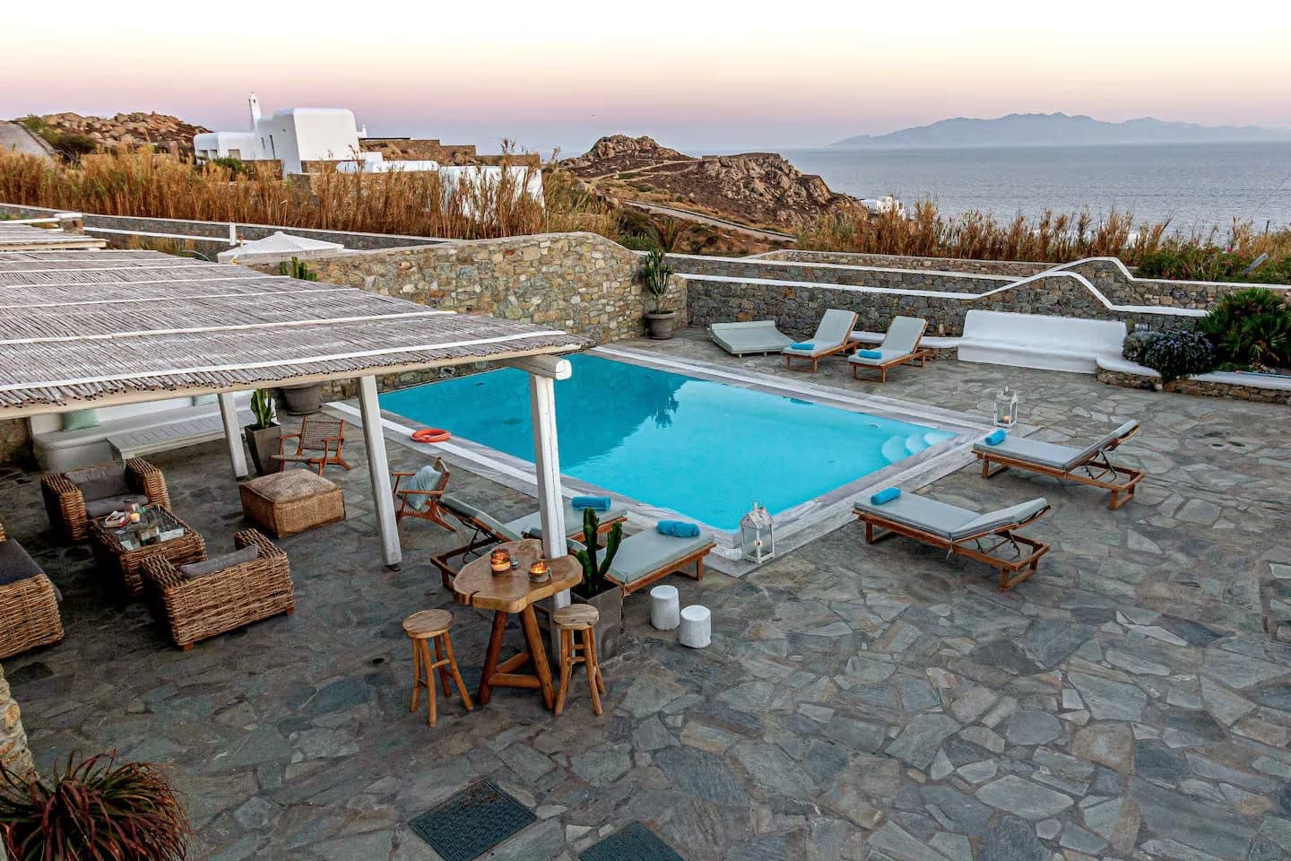 Mando 1 Pool Villa with Sea Views - Five Bedrooms - 4