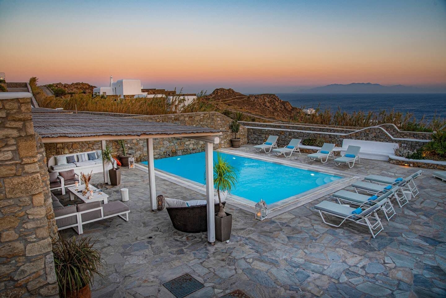 Mando 1 Pool Villa with Sea Views - Five Bedrooms