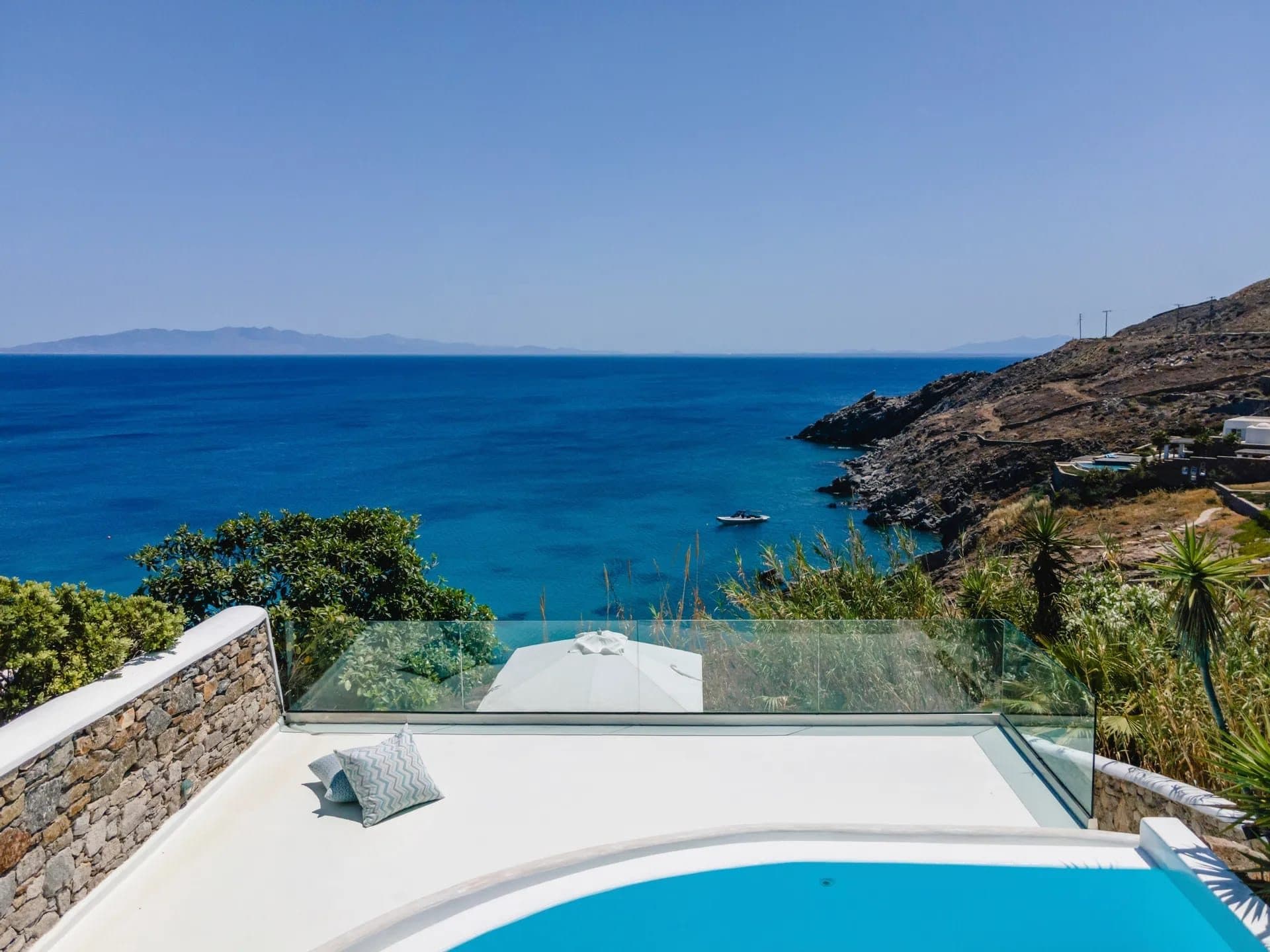 Zegna Pool Villa with Sea Views - Three Bedrooms