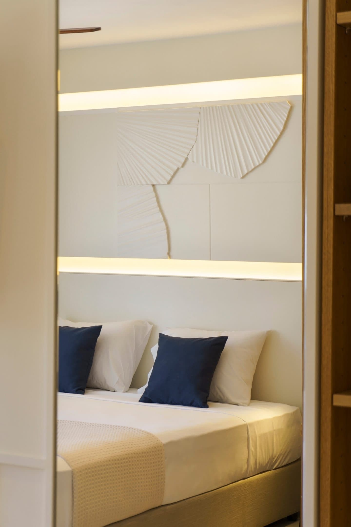 Junior Suite with Jacuzzi - 3