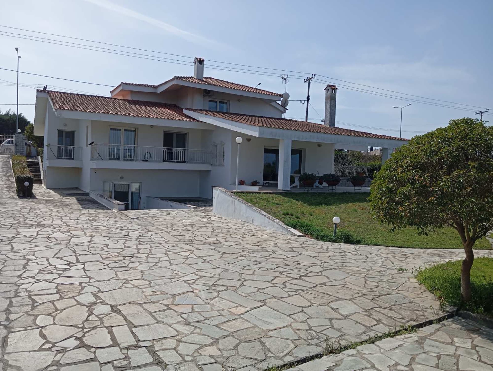 Five-Bedroom Detached House for Sale in Perea, Thessaloniki - 400 m² - 3