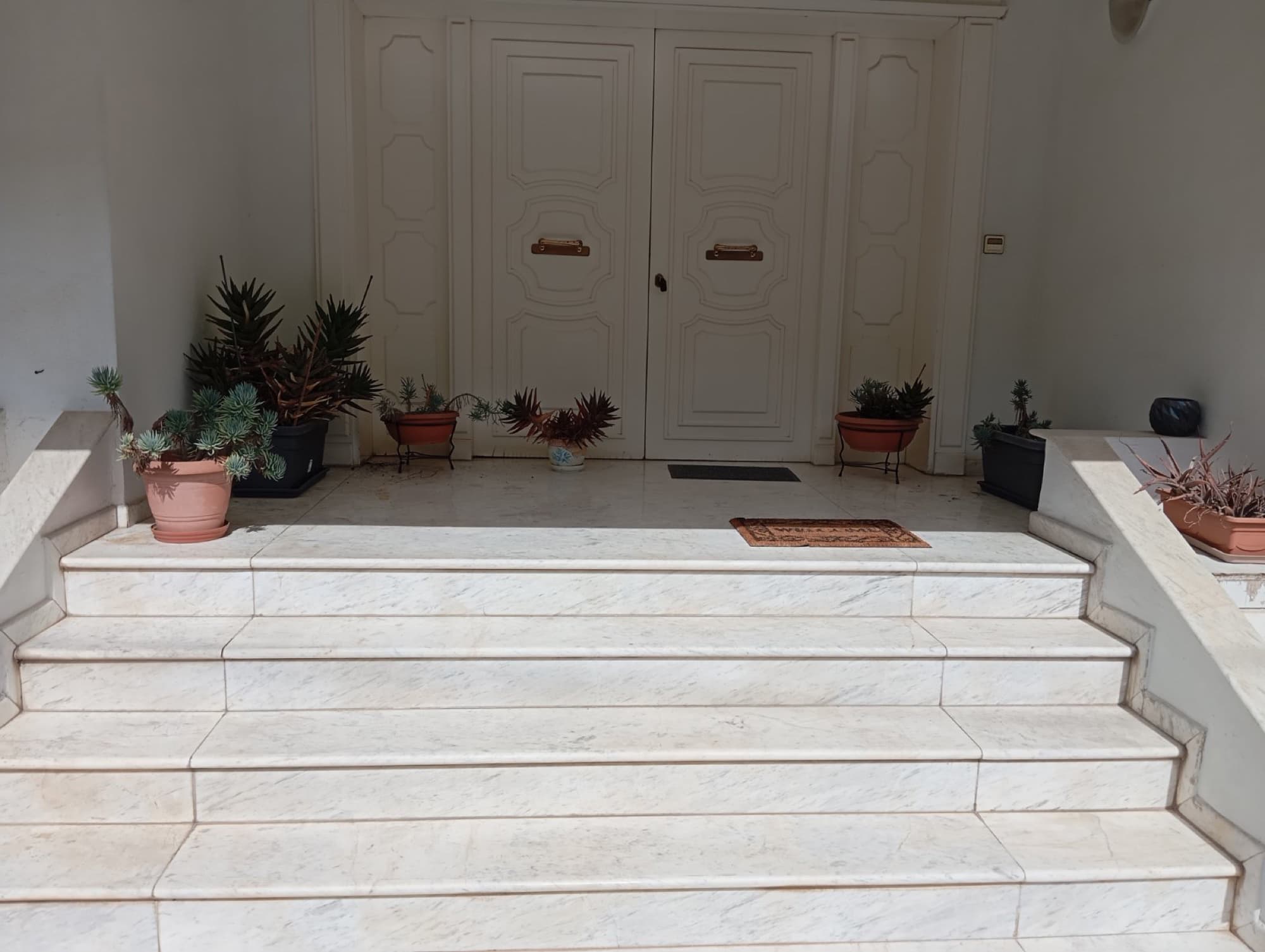Five-Bedroom Detached House for Sale in Perea, Thessaloniki - 400 m²