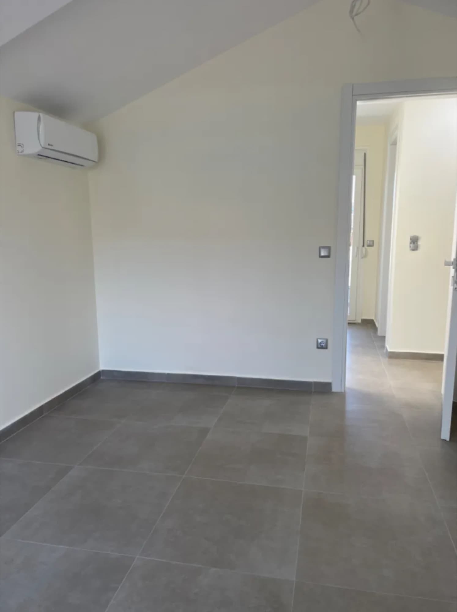 100 m² Two-Bedroom Maisonette for Sale in Kallithea, Halkidiki - 5