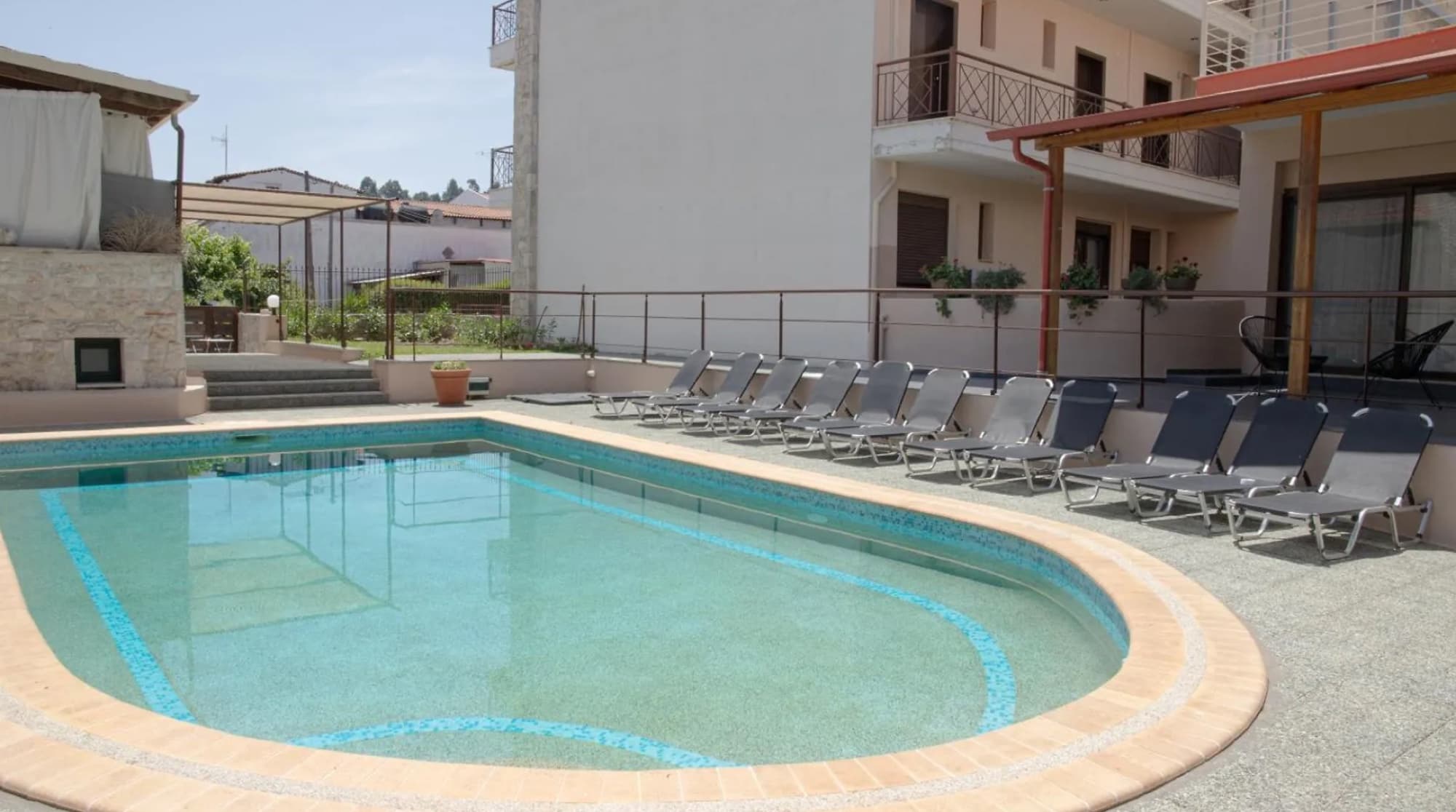 1,050 m² Apartment Complex for Sale in Kriopighi, Halkidiki - 3