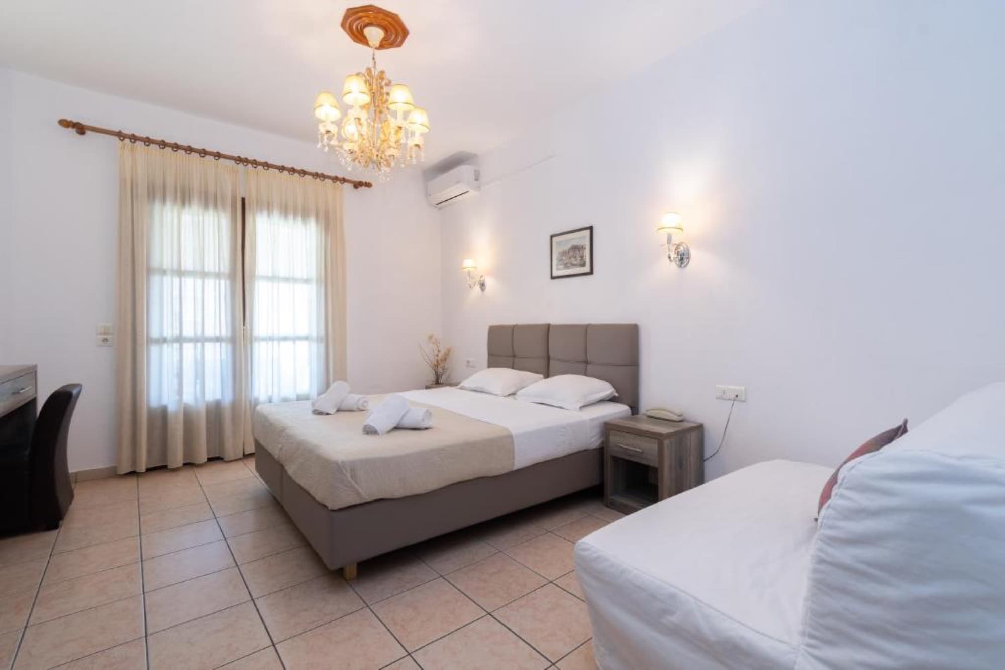26-Room Hotel for Sale in Sithonia, Halkidiki - 1,265 m² - 4